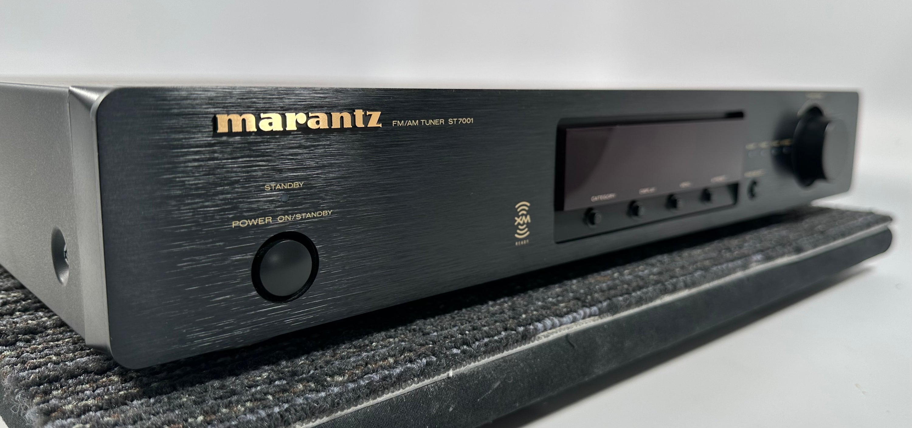 Marantz ST7001 XM ready AM/FM Tuner w/Remote – Record Mart HiFi Marantz ST7001 XM ready AM/FM Tuner w/Remote – Record Mart HiFi