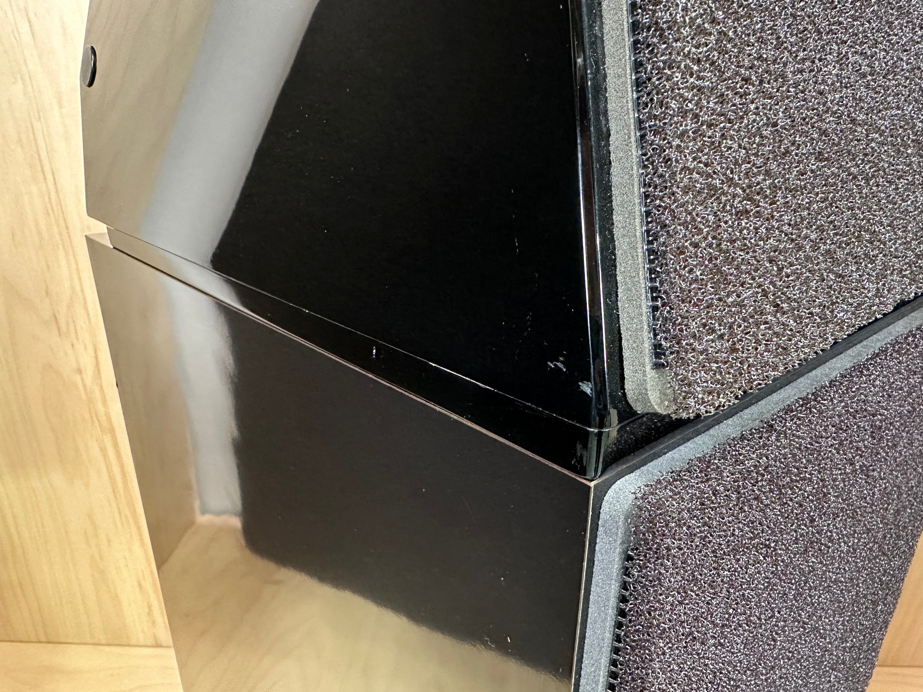 Wilson Audio Watt Puppy 5 w/Crates