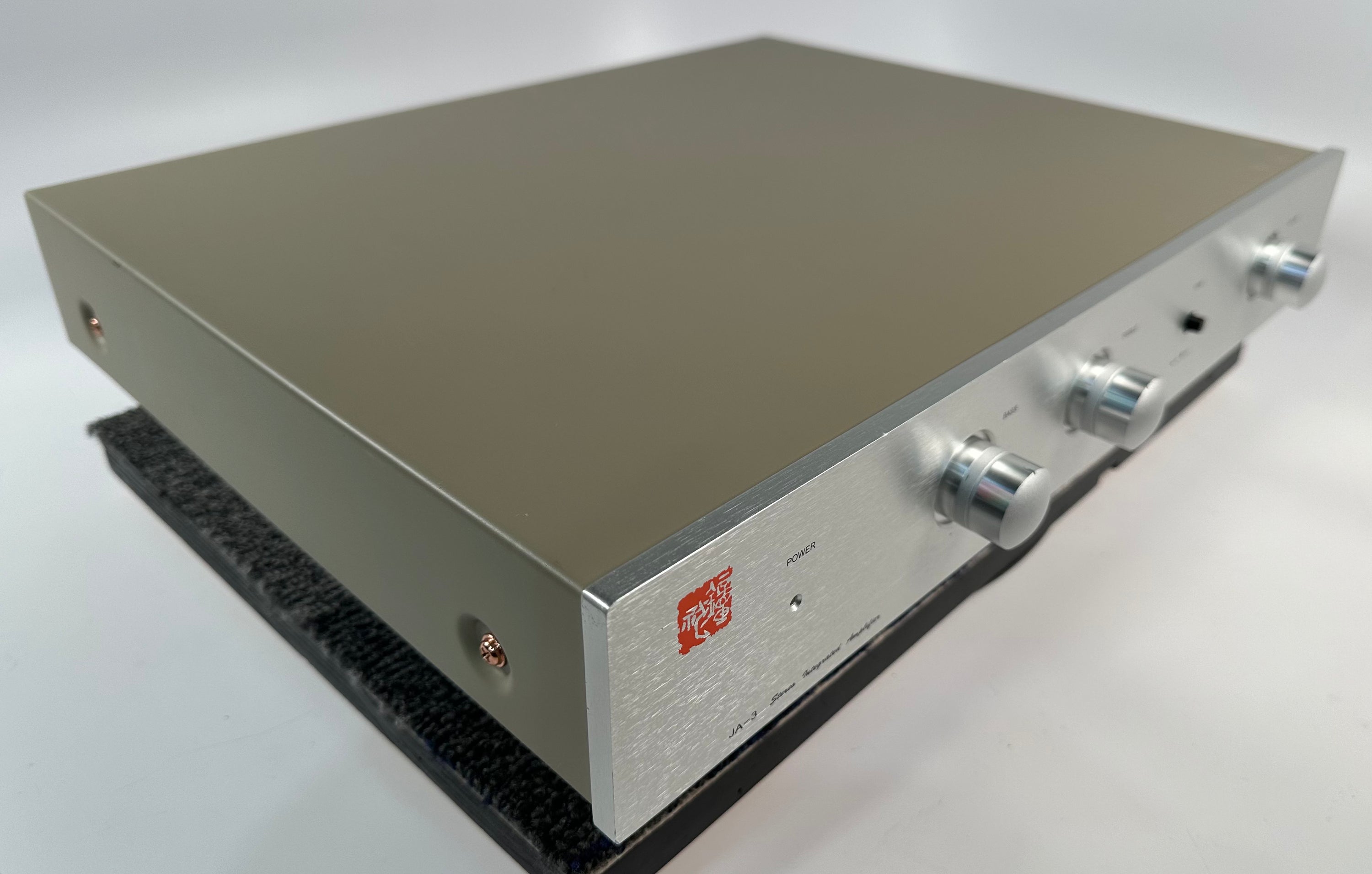 Hengdong Audio Science and Technology Company (Jungson) Model JA-3 Linestage Preamp