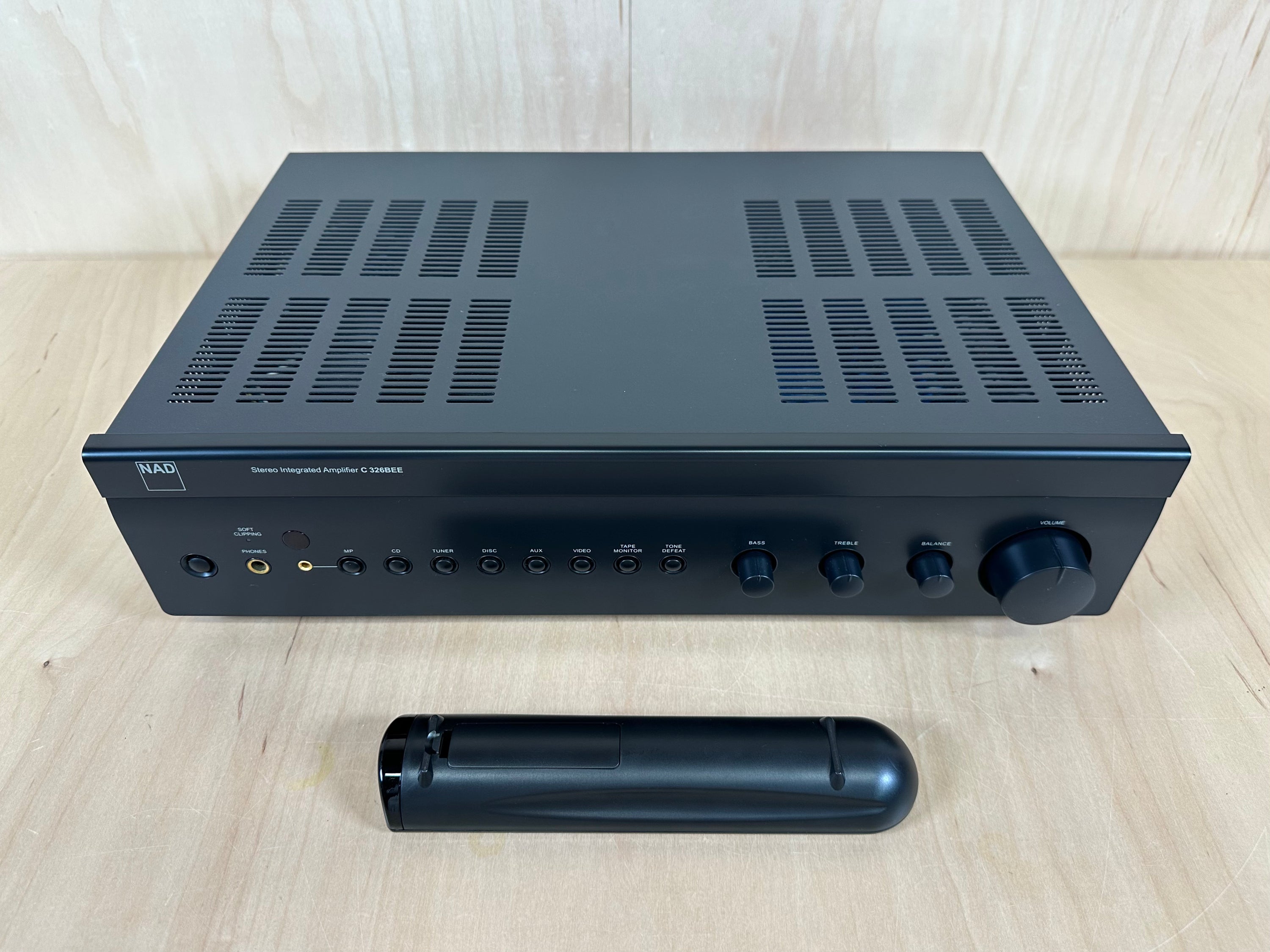 NAD C 326BEE Stereo Integrated Amplifier