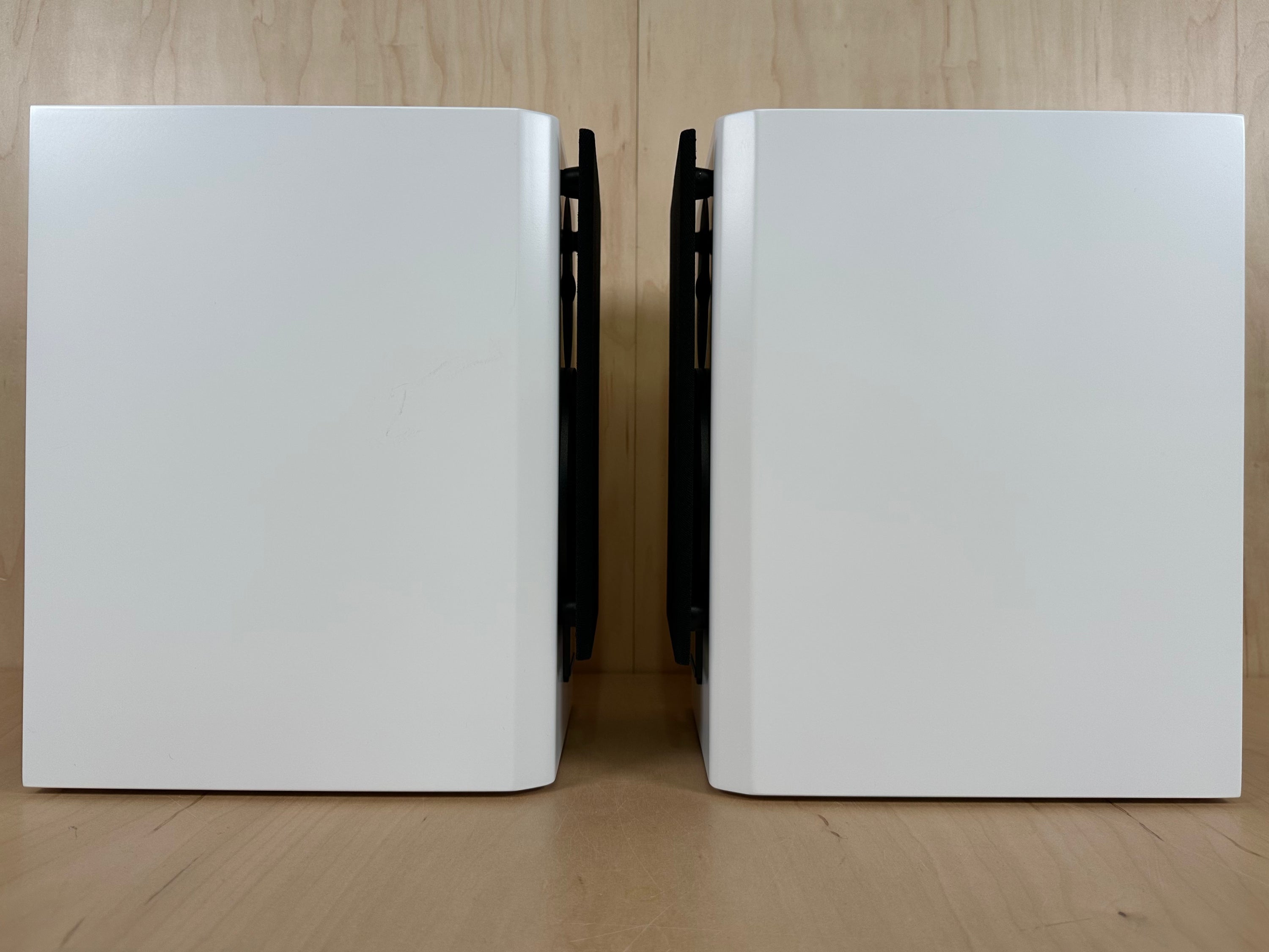 Dynaudio Xeo 20 Wireless Speakers