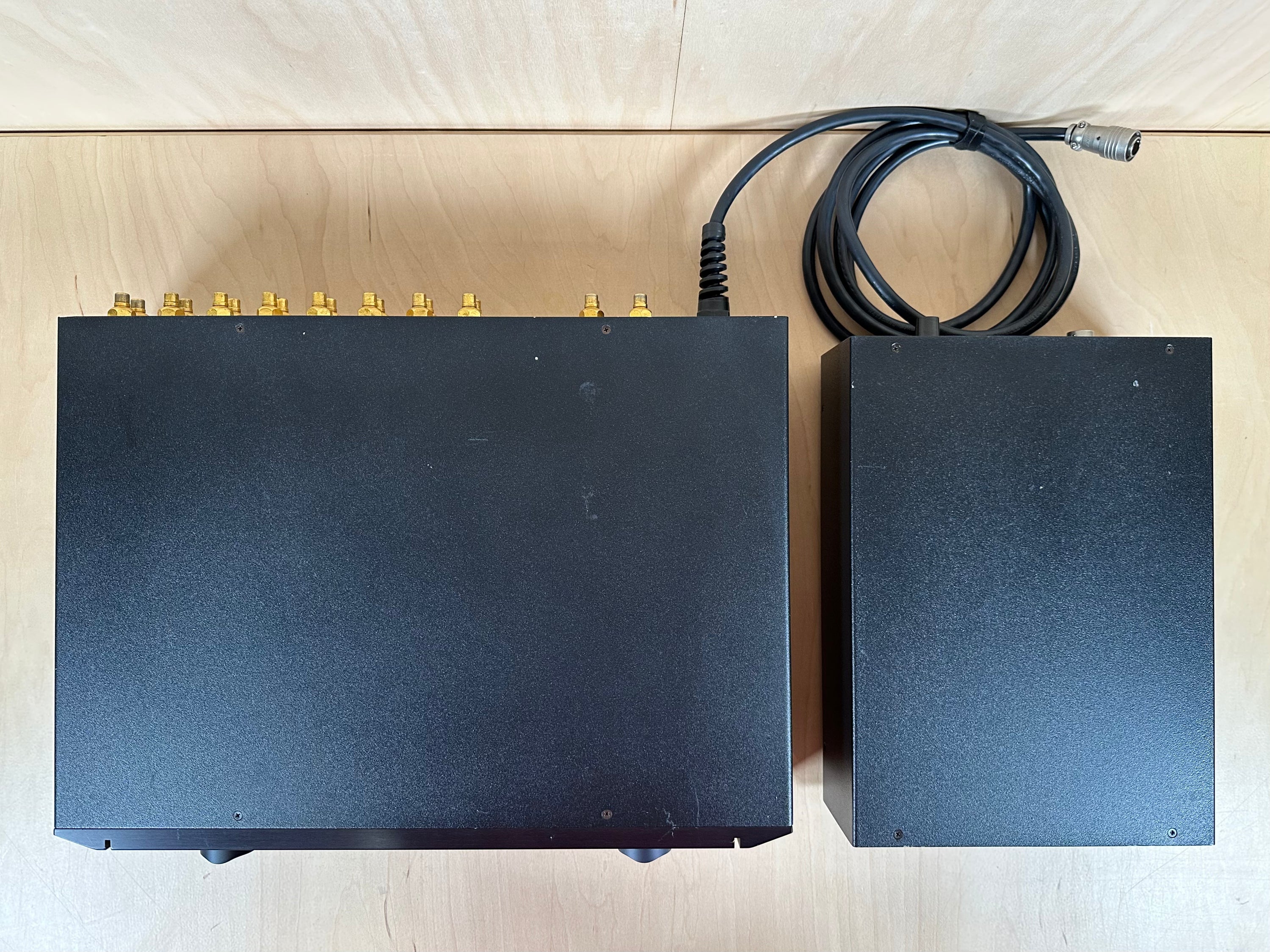 Threshold T2 Preamplifier