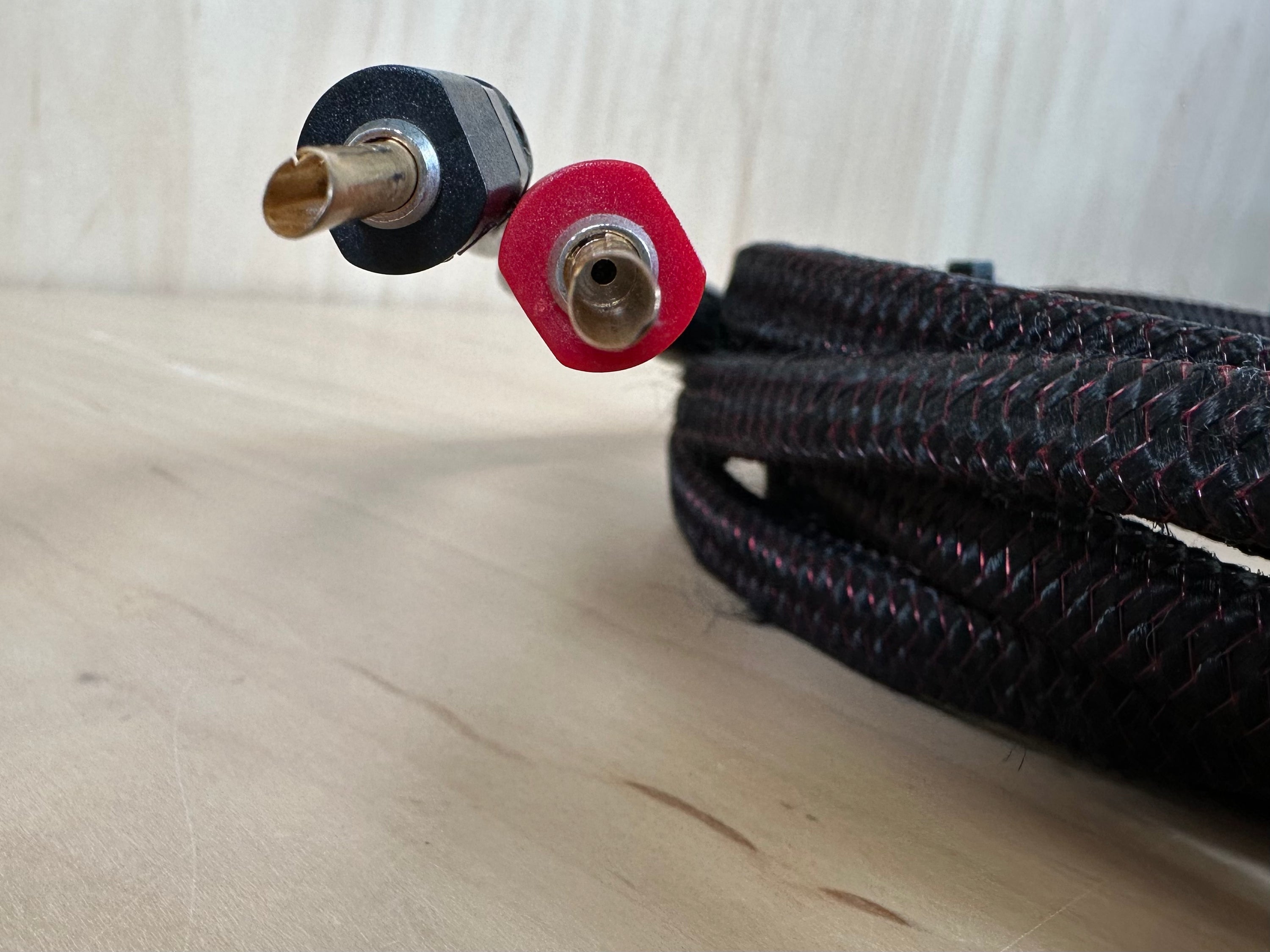 AudioQuest Rocket 33 Bi-Wire Speaker Cables with Banana Jacks 5 Meters