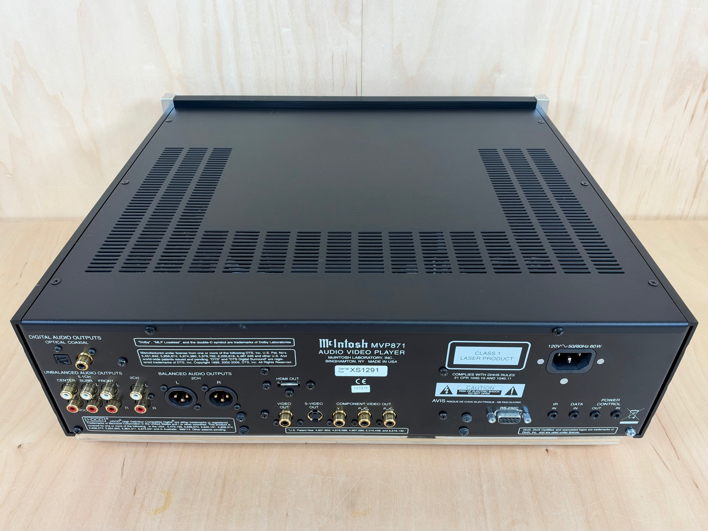 McIntosh MVP871 Audio Video Player DVD/SACD/HDCD