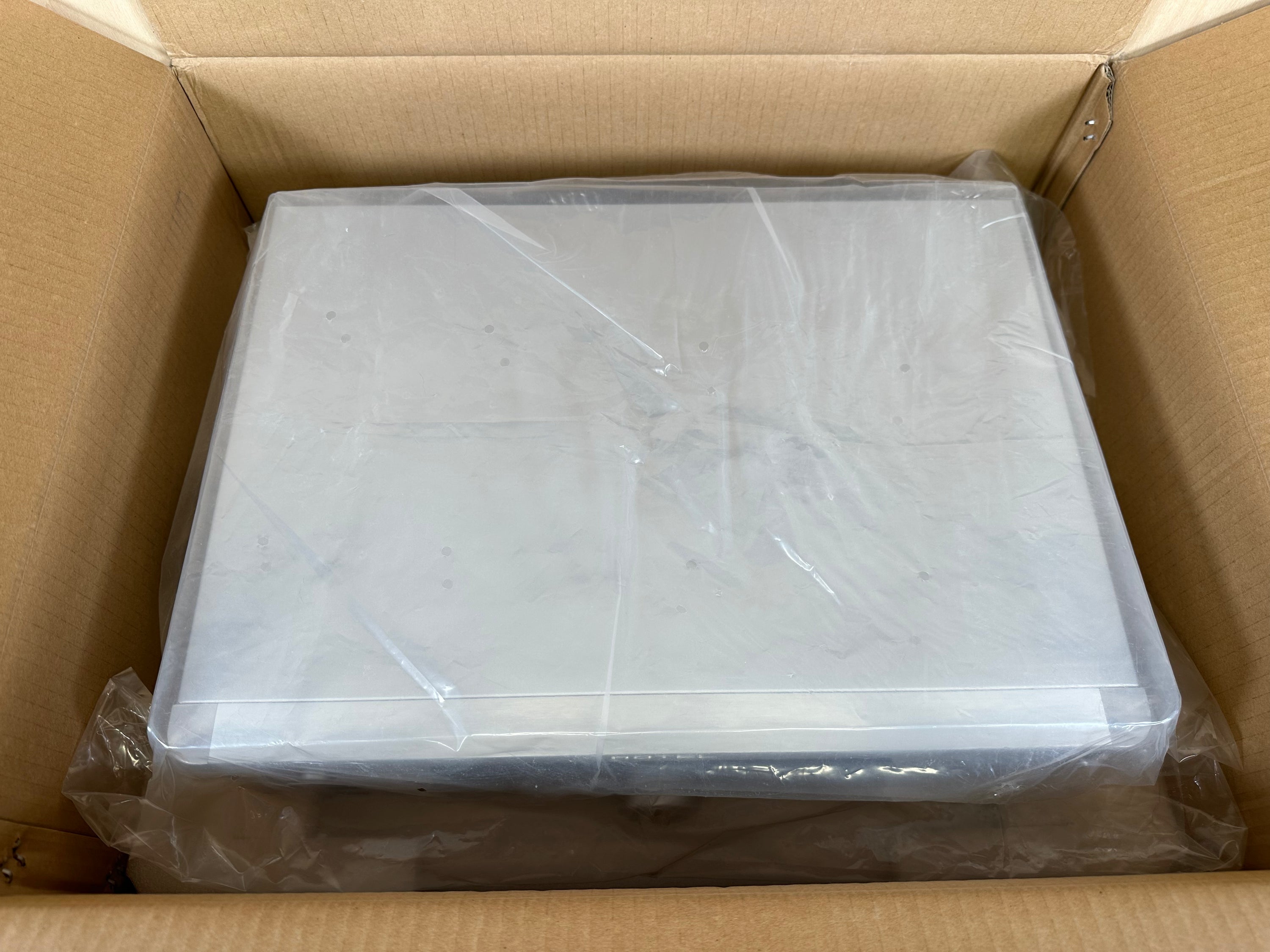 Rotel RSP-1576 Preamplifier Surround Sound Processor w/Box and Remote Silver