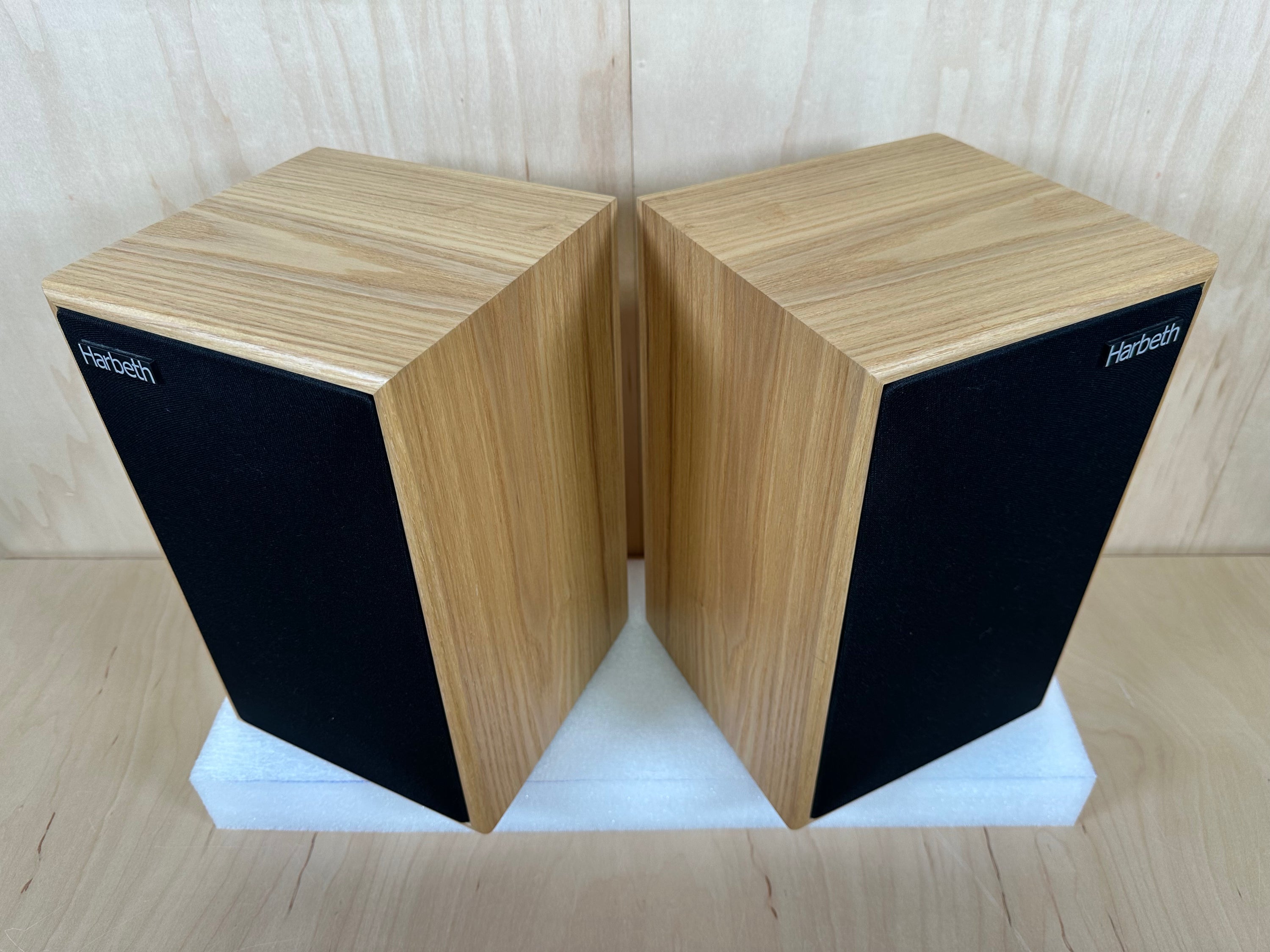 Harbeth P3ESR XD Olive Speakers w/Box