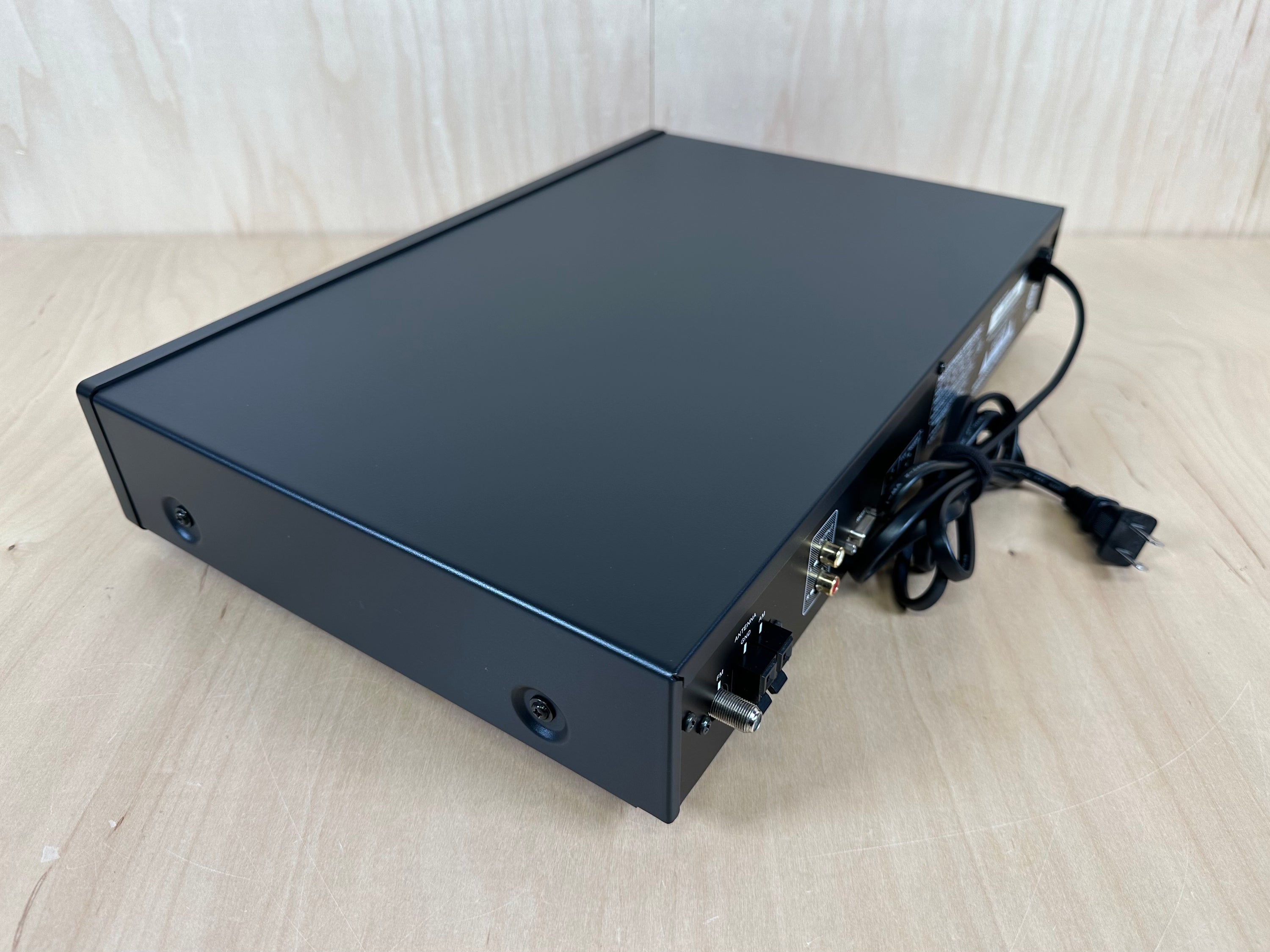 NAD RDS C425 FM/AM Tuner with Remote Control