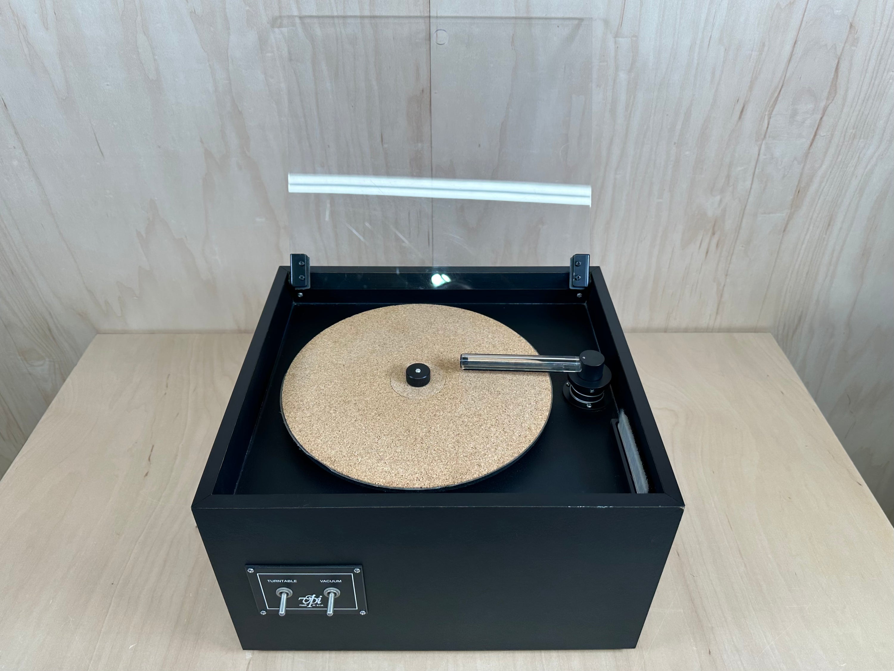 VPI HW-16.5 Record Cleaner