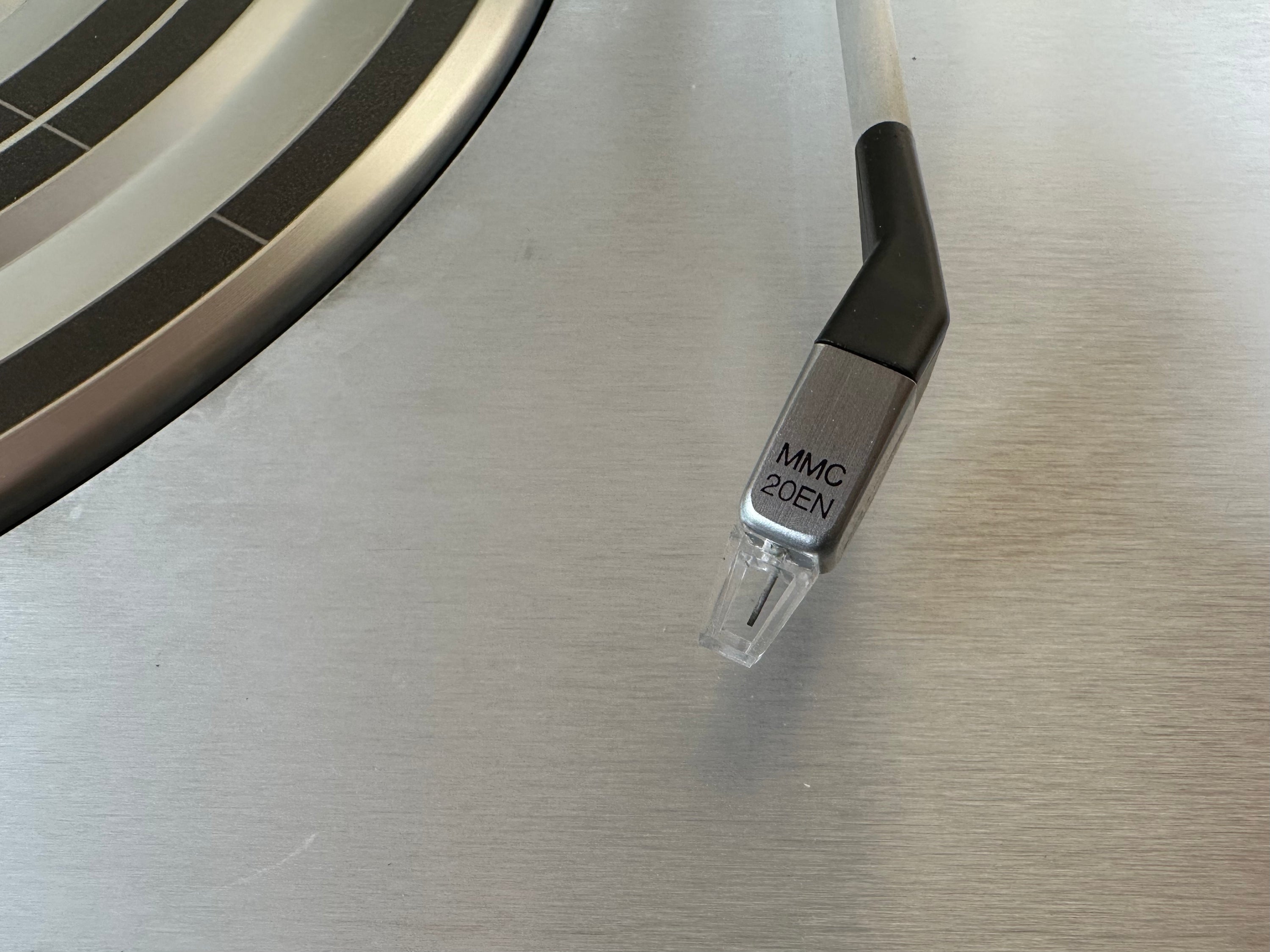 Bang & Olufsen Beogram 3404 Turntable w/MMC20EN Cartridge