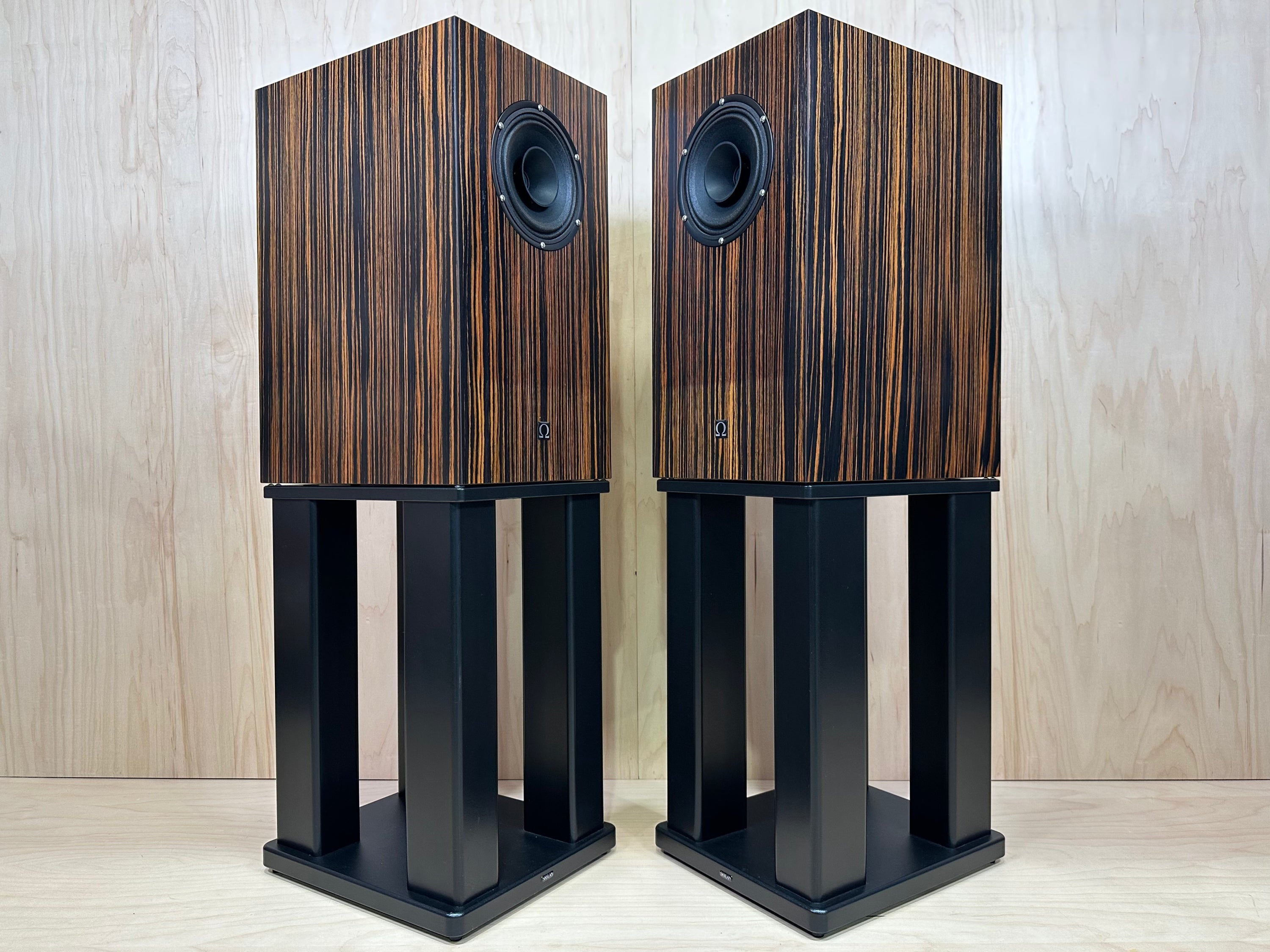 Omega Speaker Systems Super Alnico Monitors WITHOUT stands