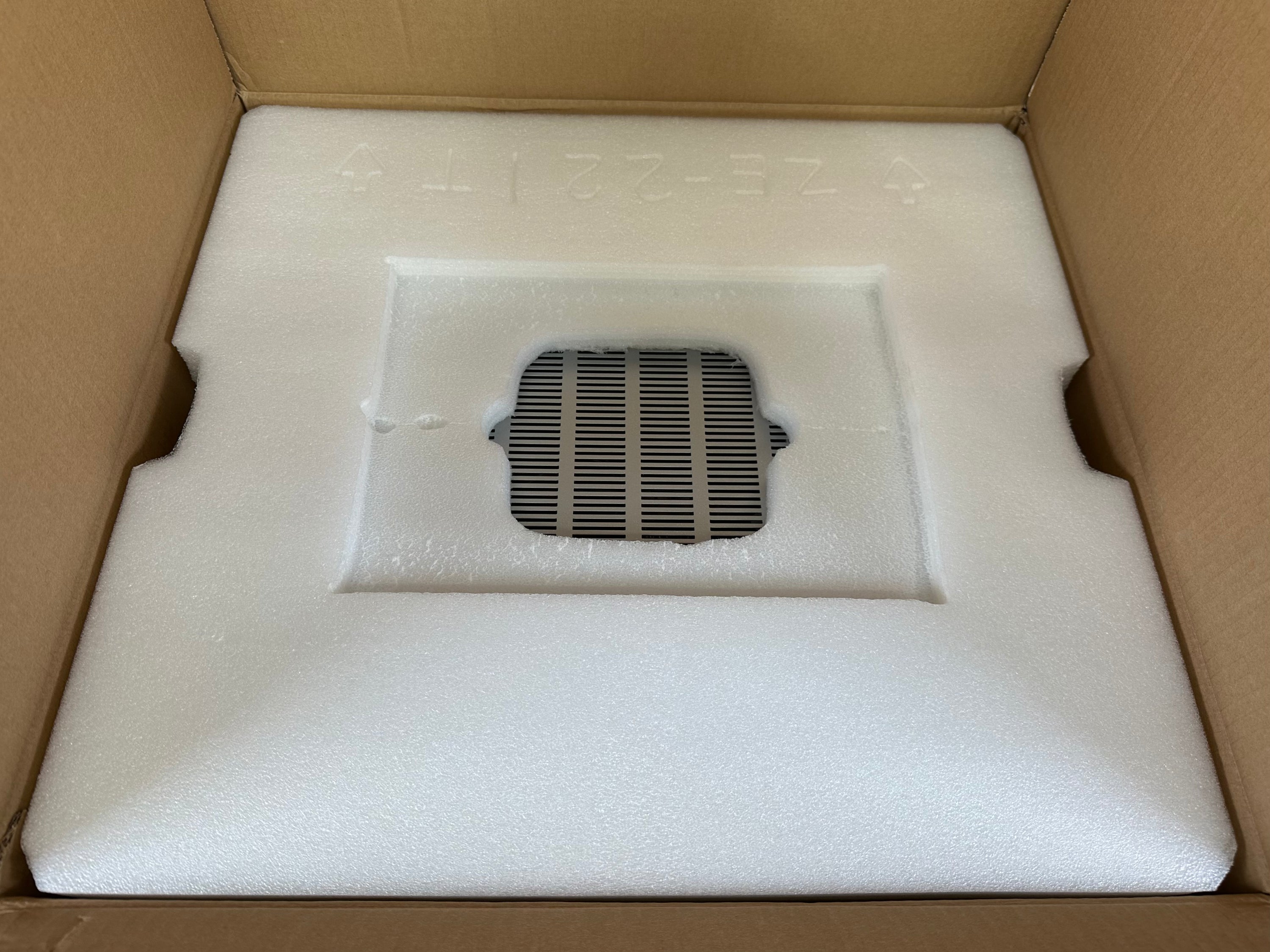 Rotel RMB 1575 Five Channel Amplifier in Silver w/Original Box