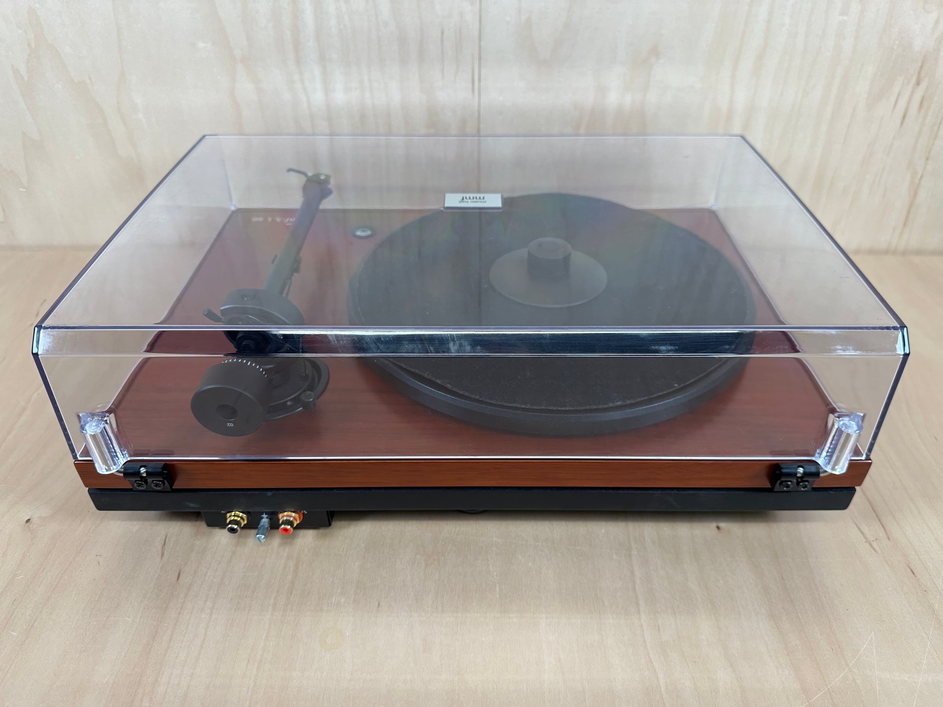 Music Hall mmf-5.1 SE Turntable w/Goldring 1022GX Cartridge