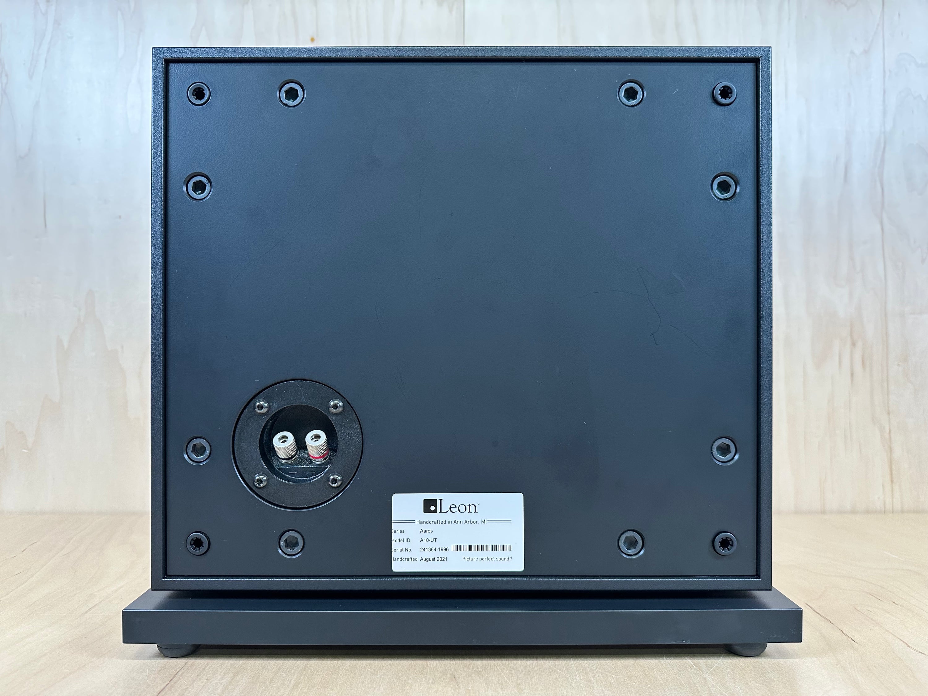 Leon Aaros A10-UT Passive Subwoofer