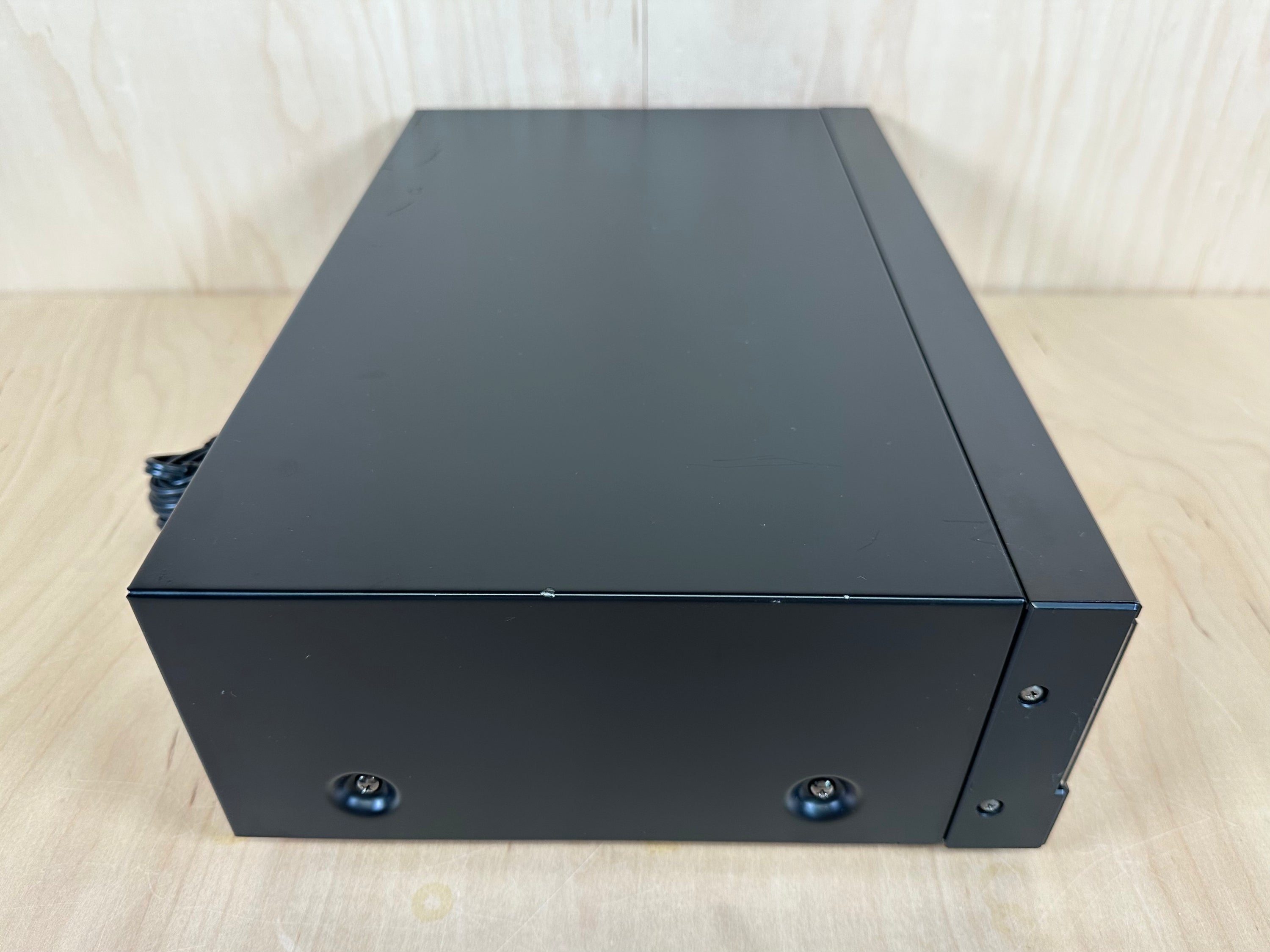 DENON DE-70 Stereo Graphic Equalizer