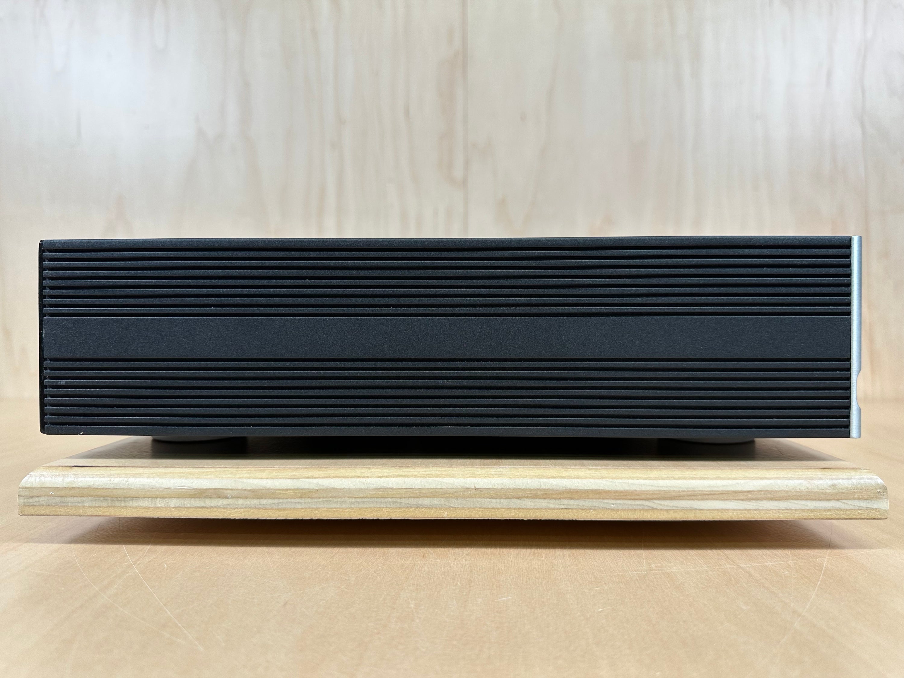 Simaudio Moon 250i Integrated Amplifier