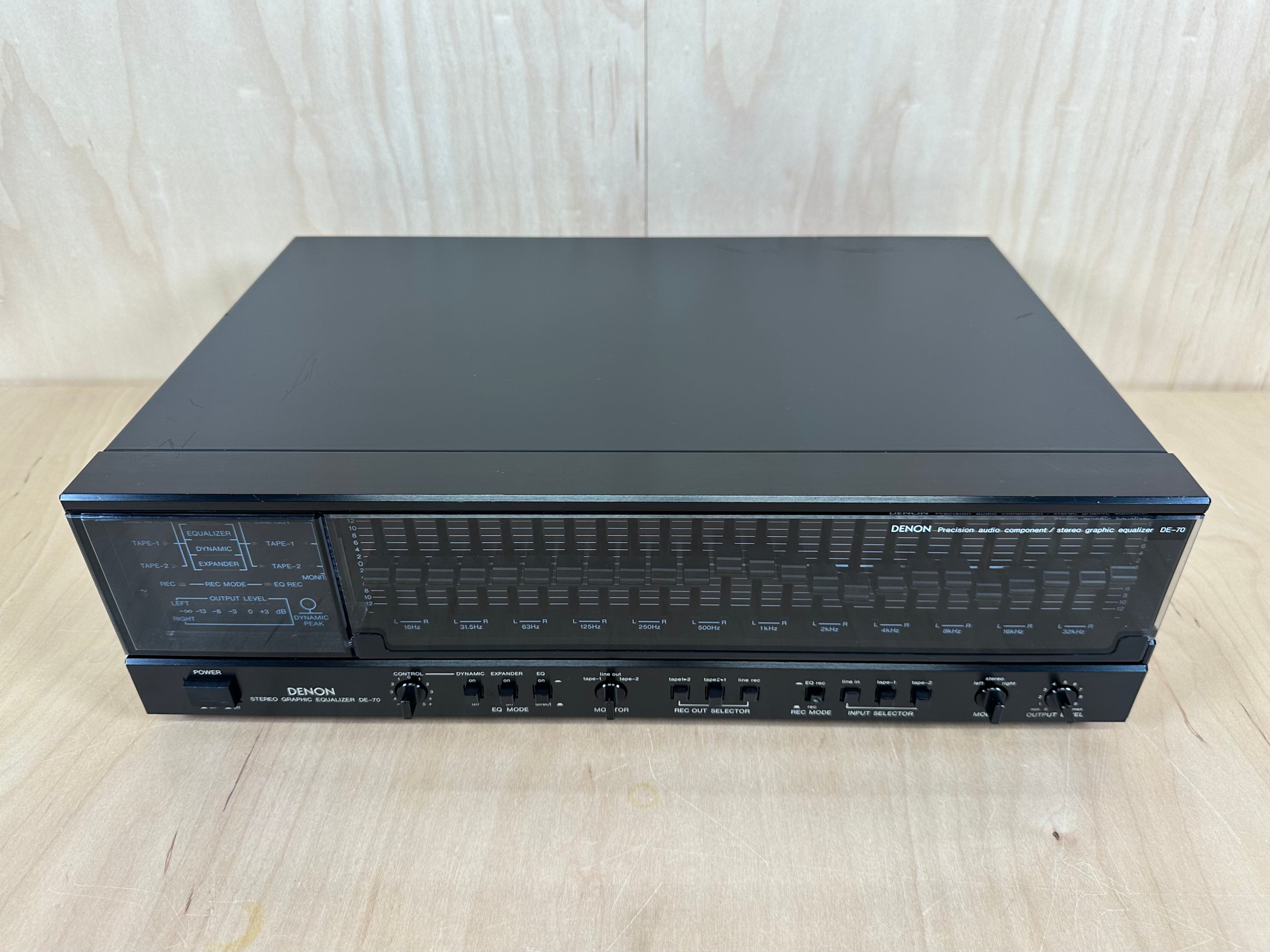 DENON DE-70 Stereo Graphic Equalizer