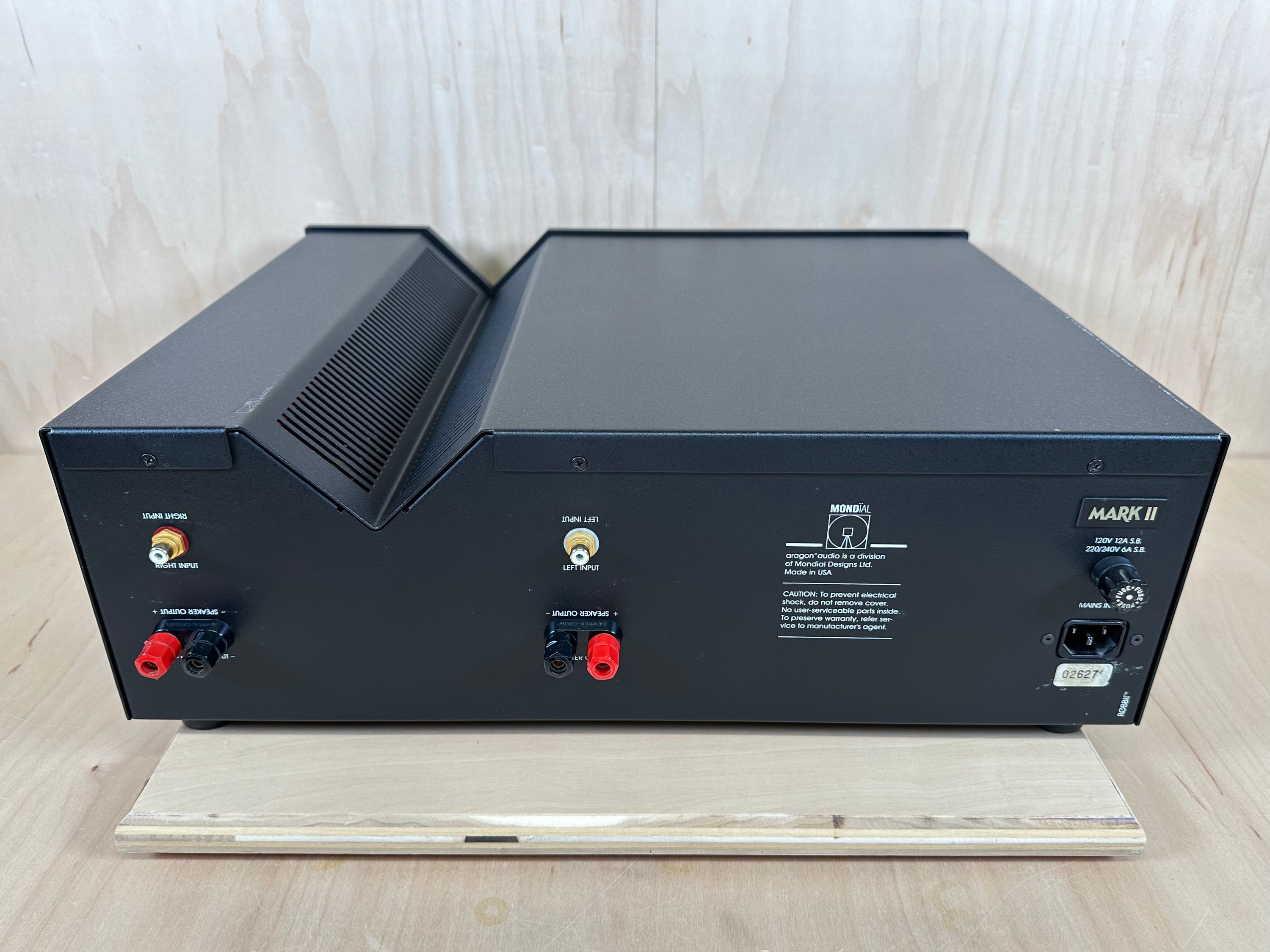 Aragon 4004 Mark II Dual Mono Power Amplifier