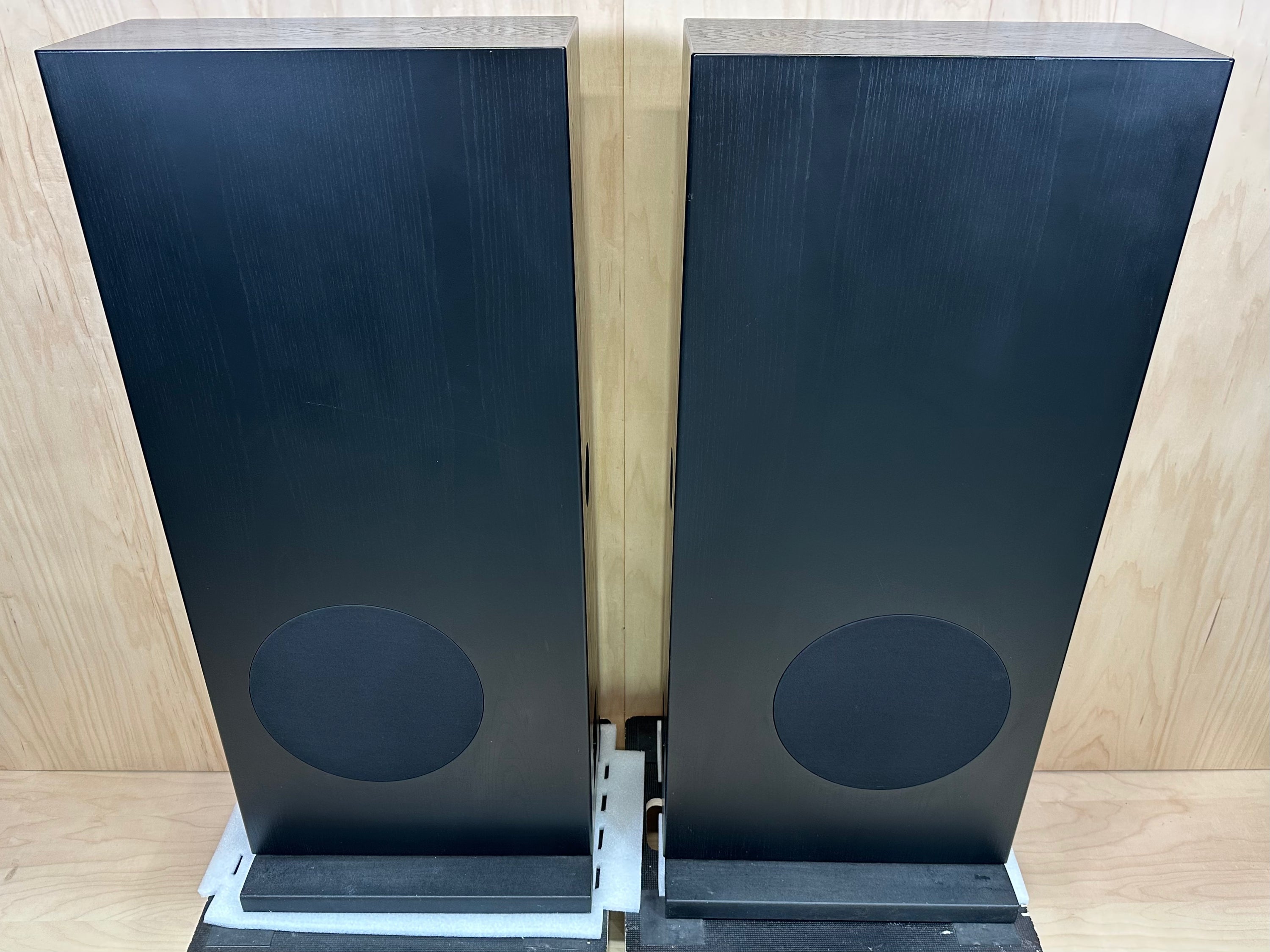 Aerial Acoustics Model 8 Speakers
