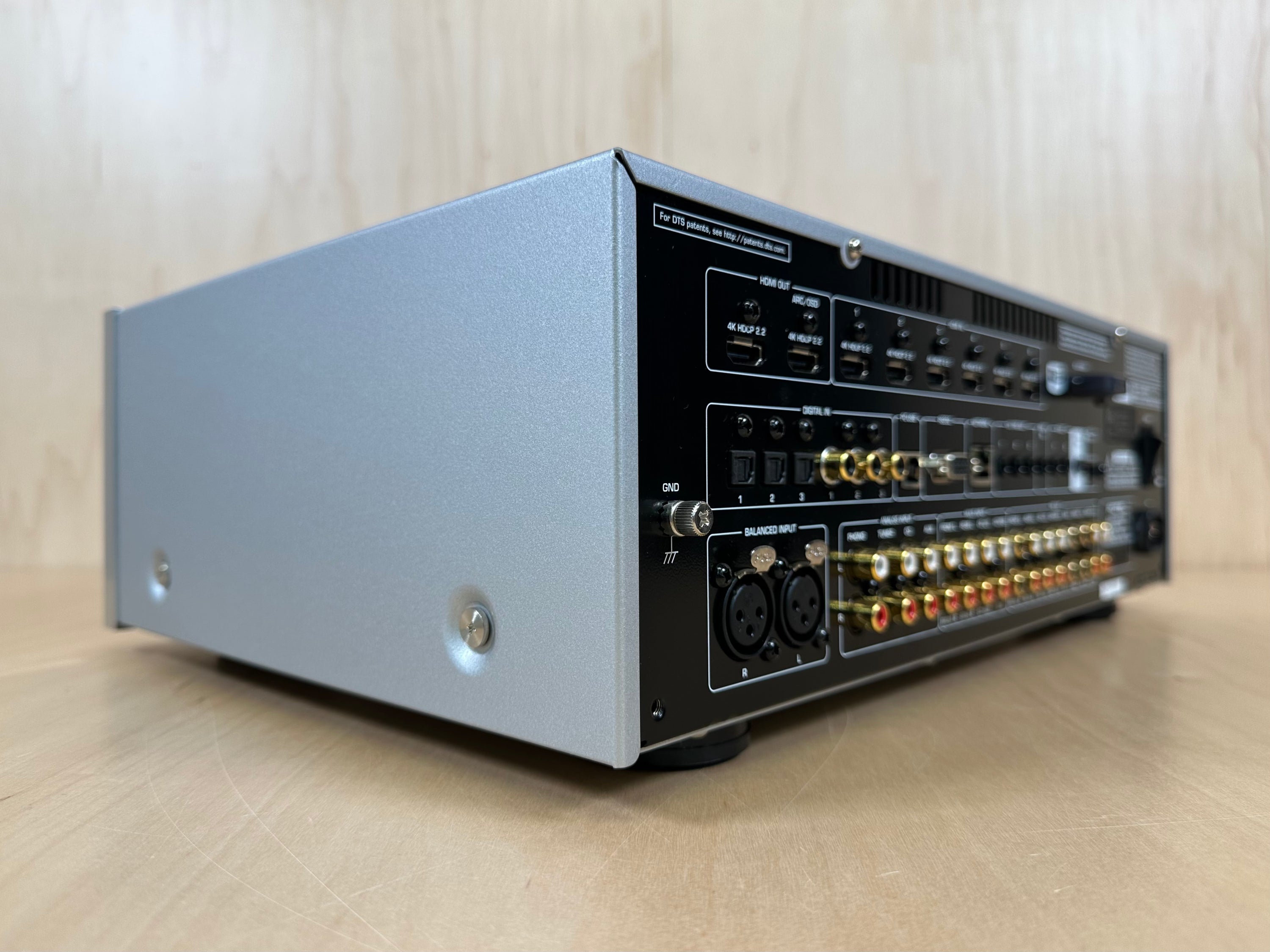 Rotel RSP-1576 Preamplifier Surround Sound Processor w/Box and Remote Silver