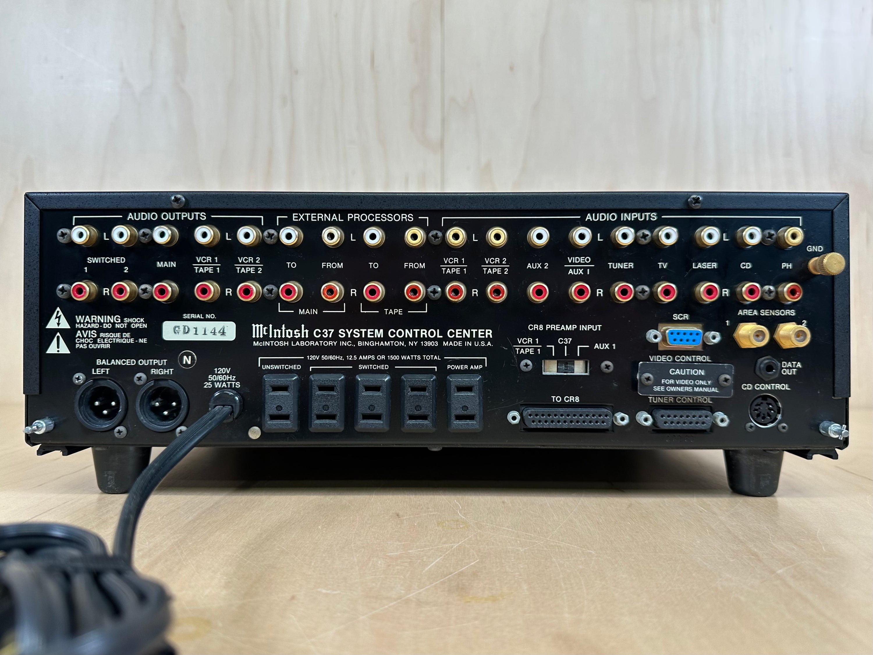 McIntosh C37 System Control Center Preamp