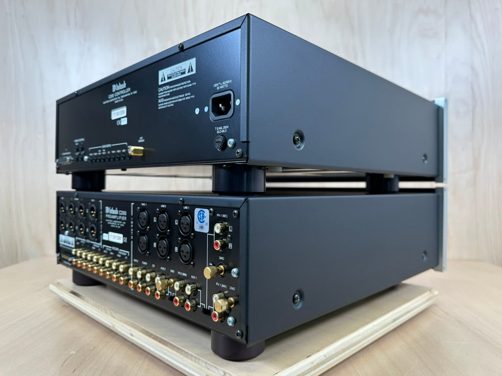 McIntosh C200 Preamplifier and Controller