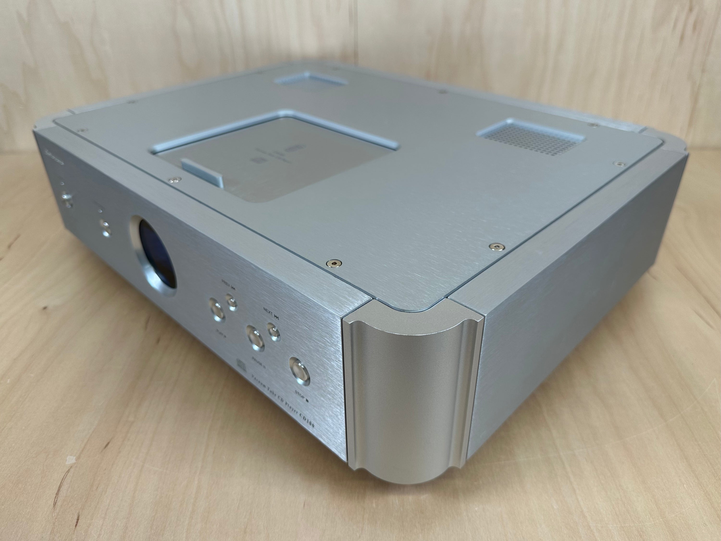 Shanling CD300 Vacuum Tube CD Player