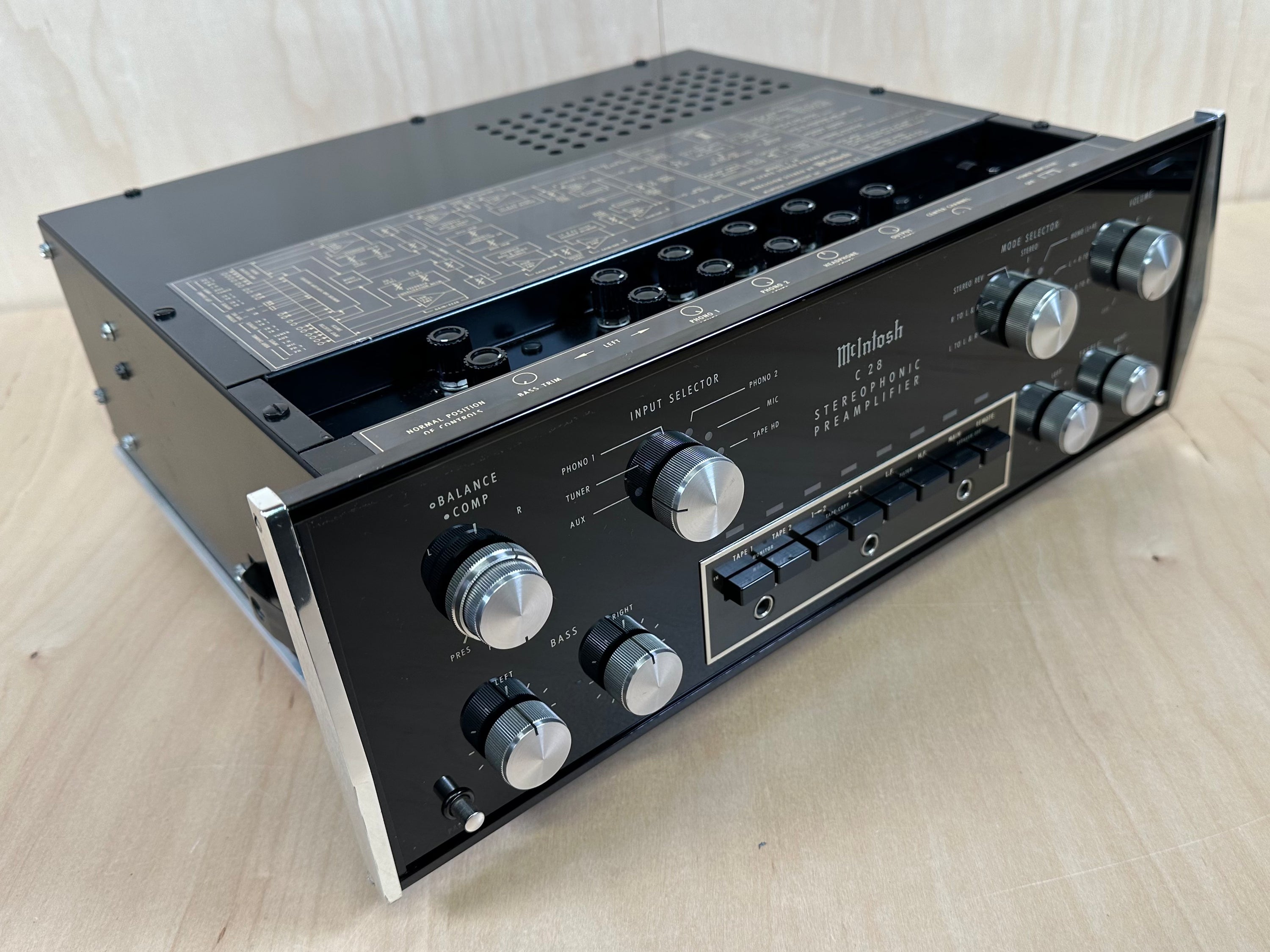 Mcintosh C28 Preamplifier Serviced w/New Factory Box