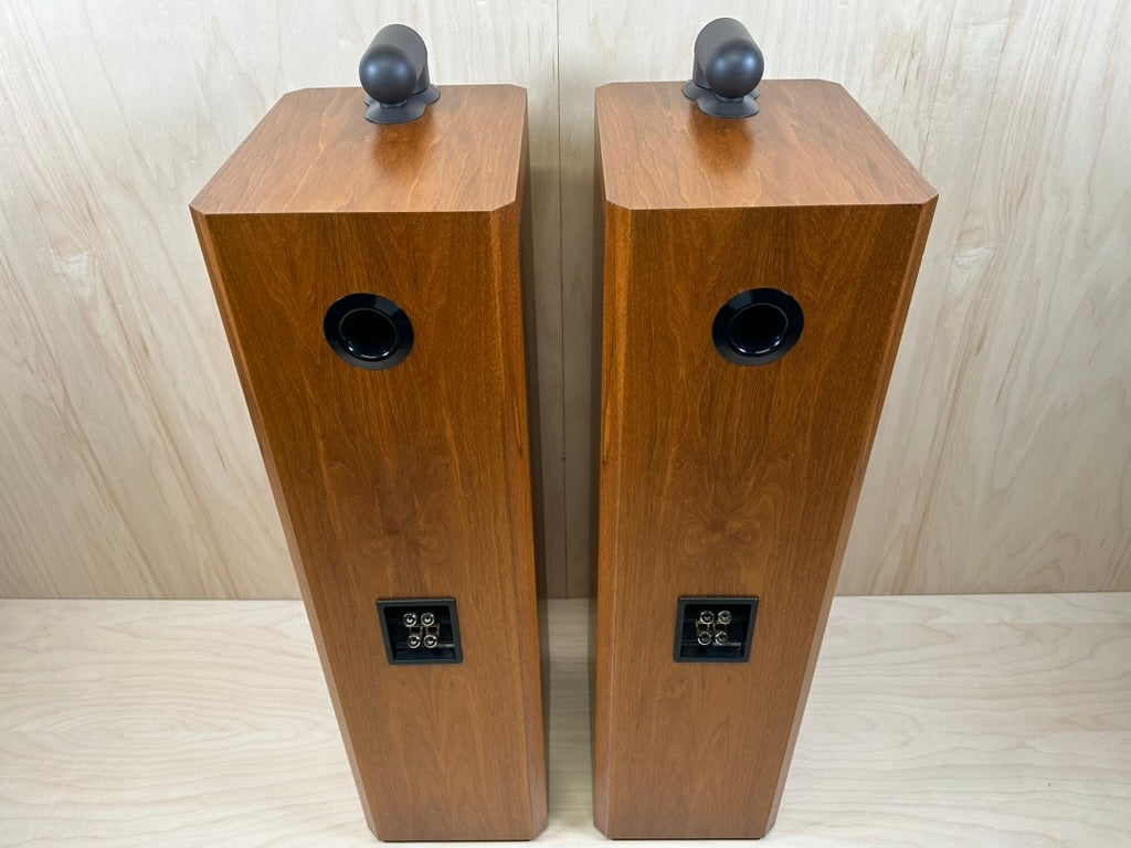 B&W Bowers & Wilkins Matrix 803 Series 2 Speakers in Walnut