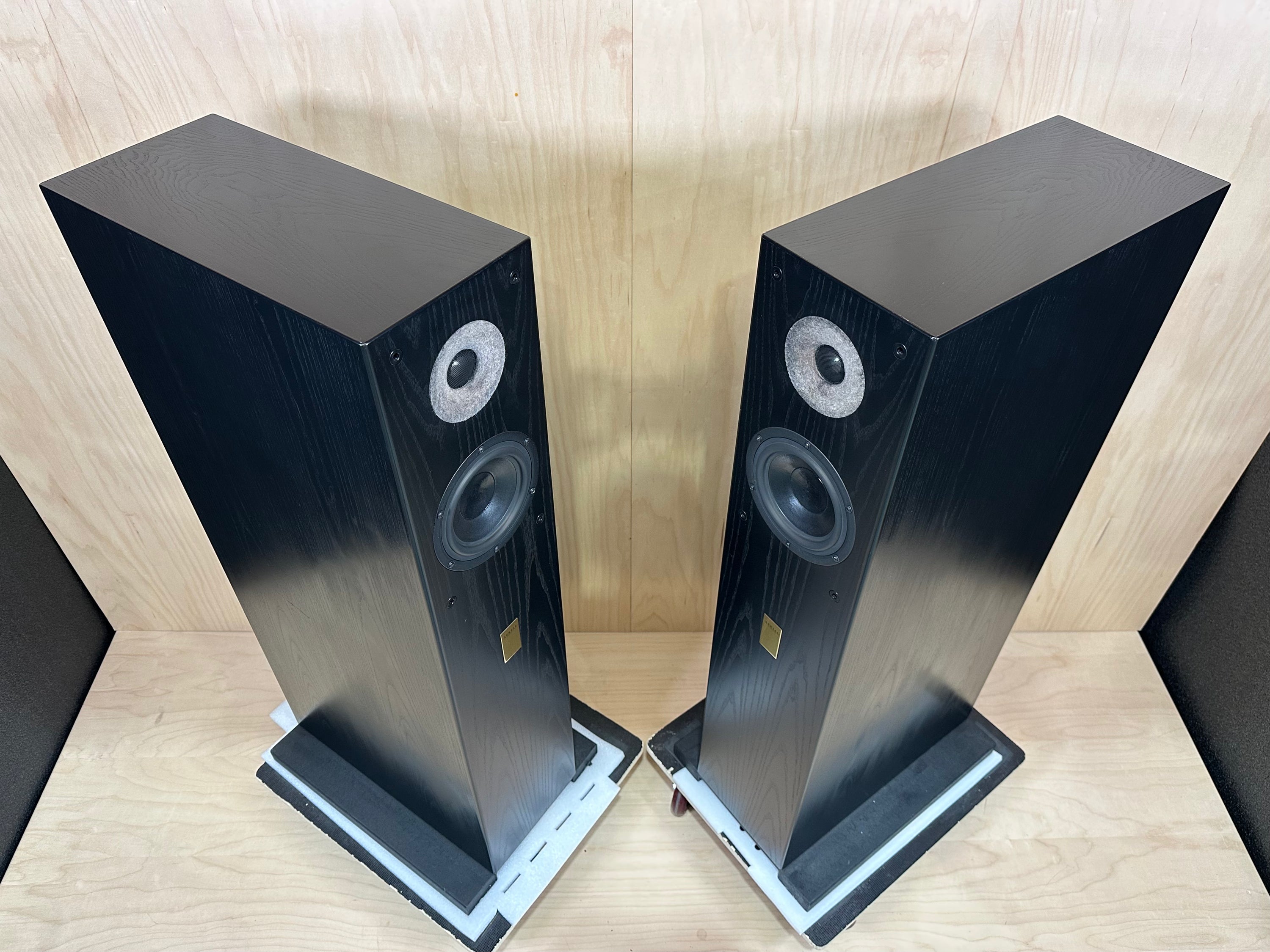 Aerial Acoustics Model 8 Speakers