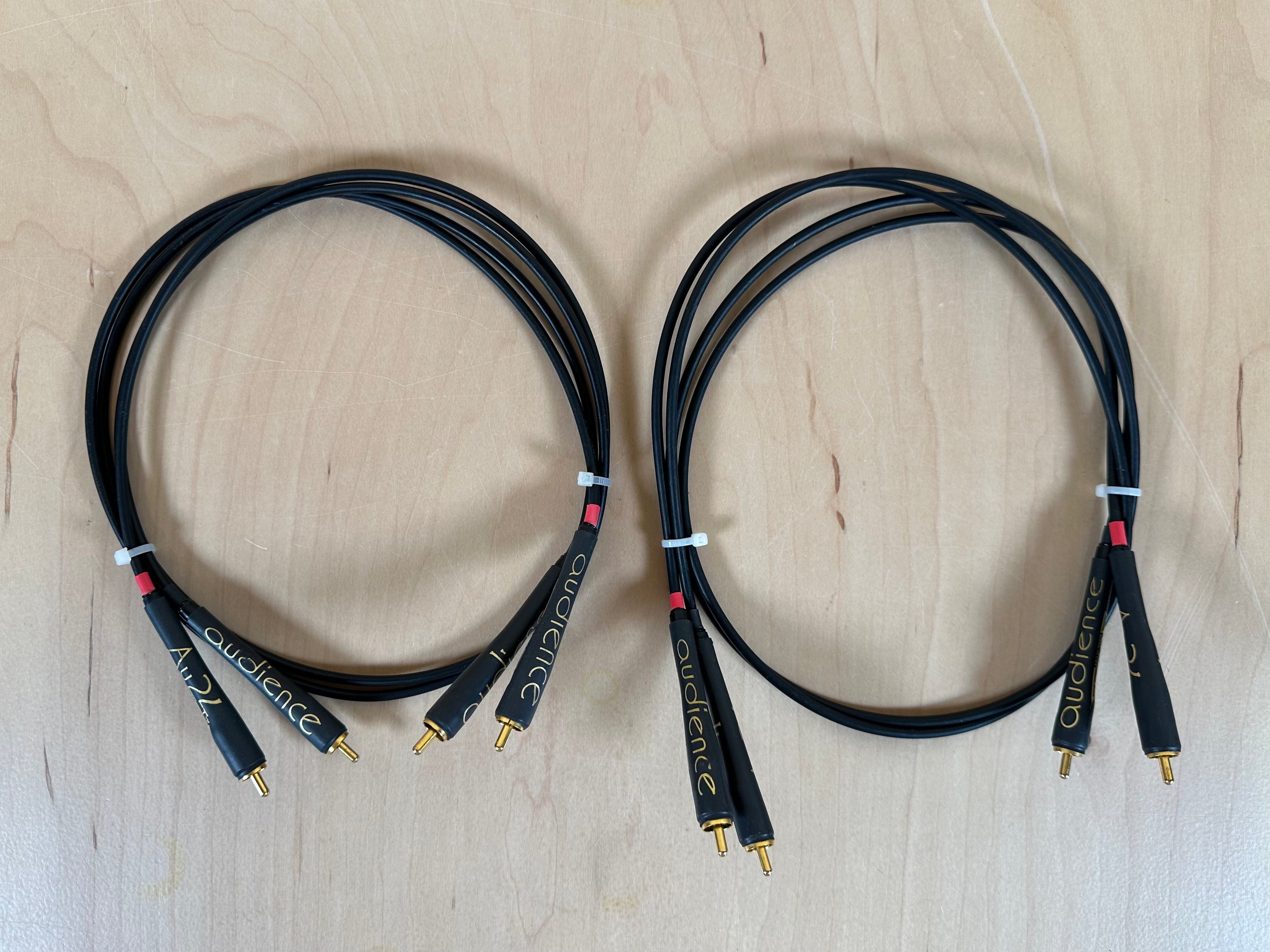 Audience AU24 RCA Interconnects 1 Meter Pair