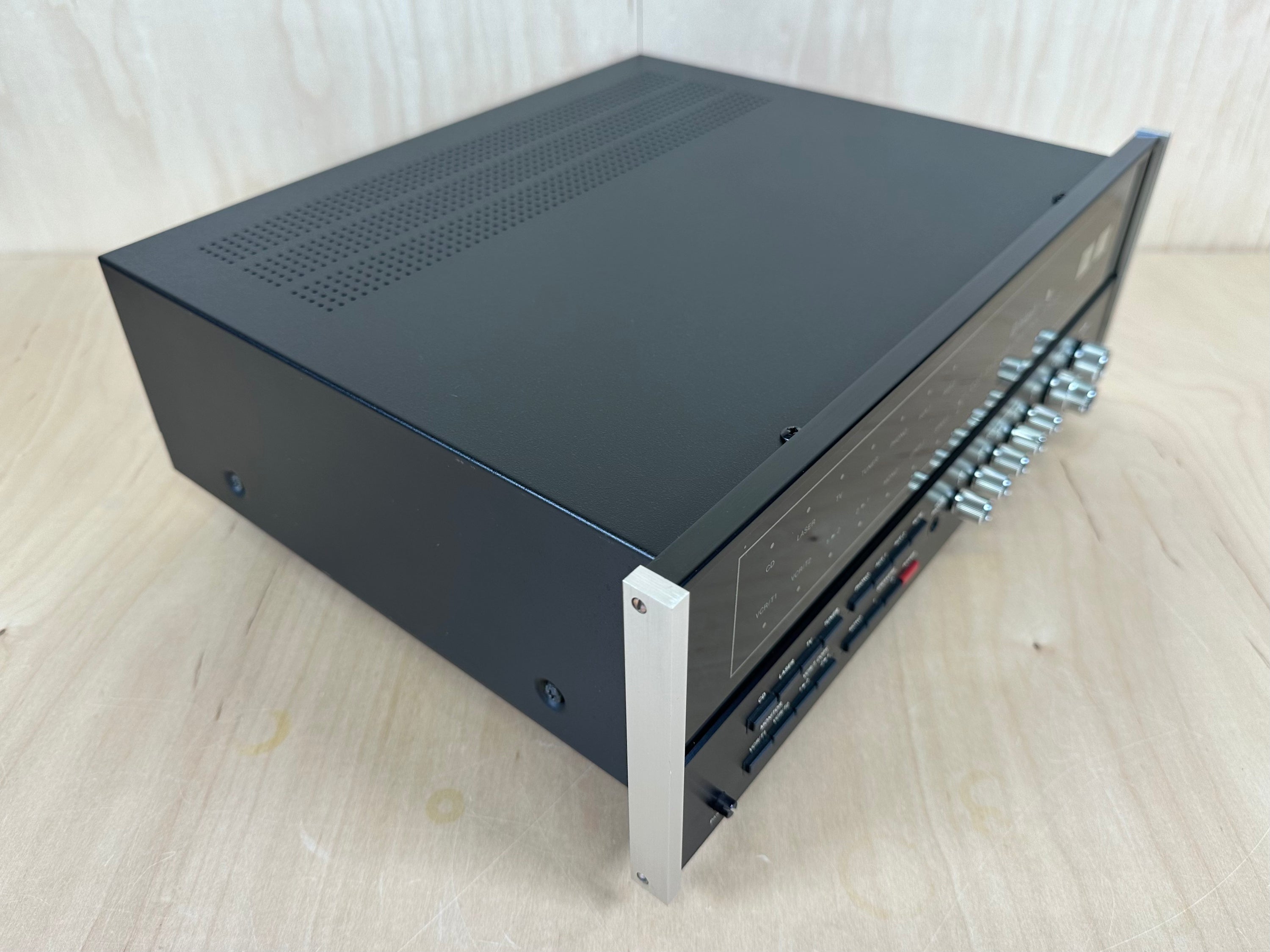 McIntosh C37 System Control Center Preamp