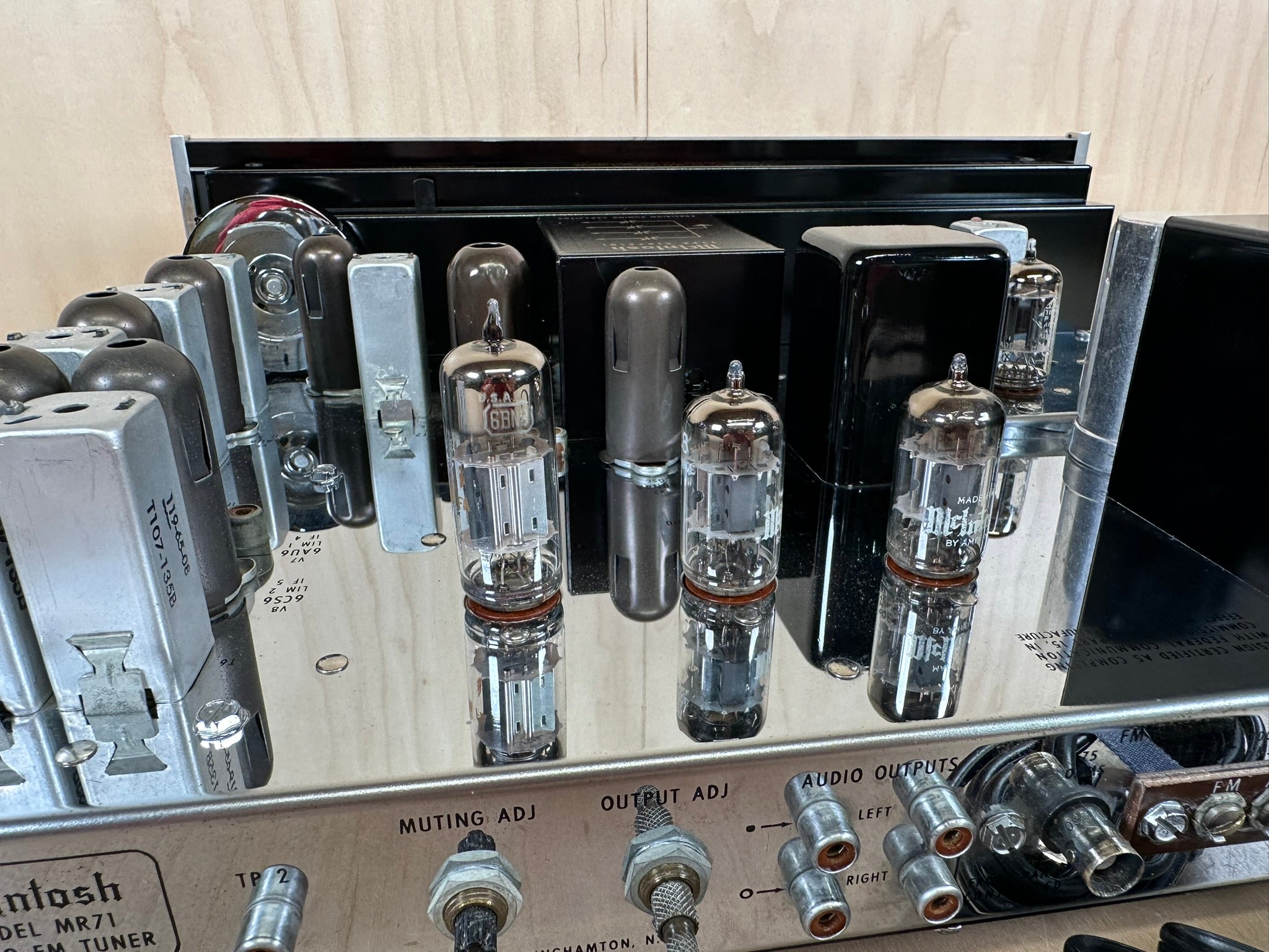 Mcintosh MR71 All Tube Analog FM Stereo Tuner Serviced w/Original Box