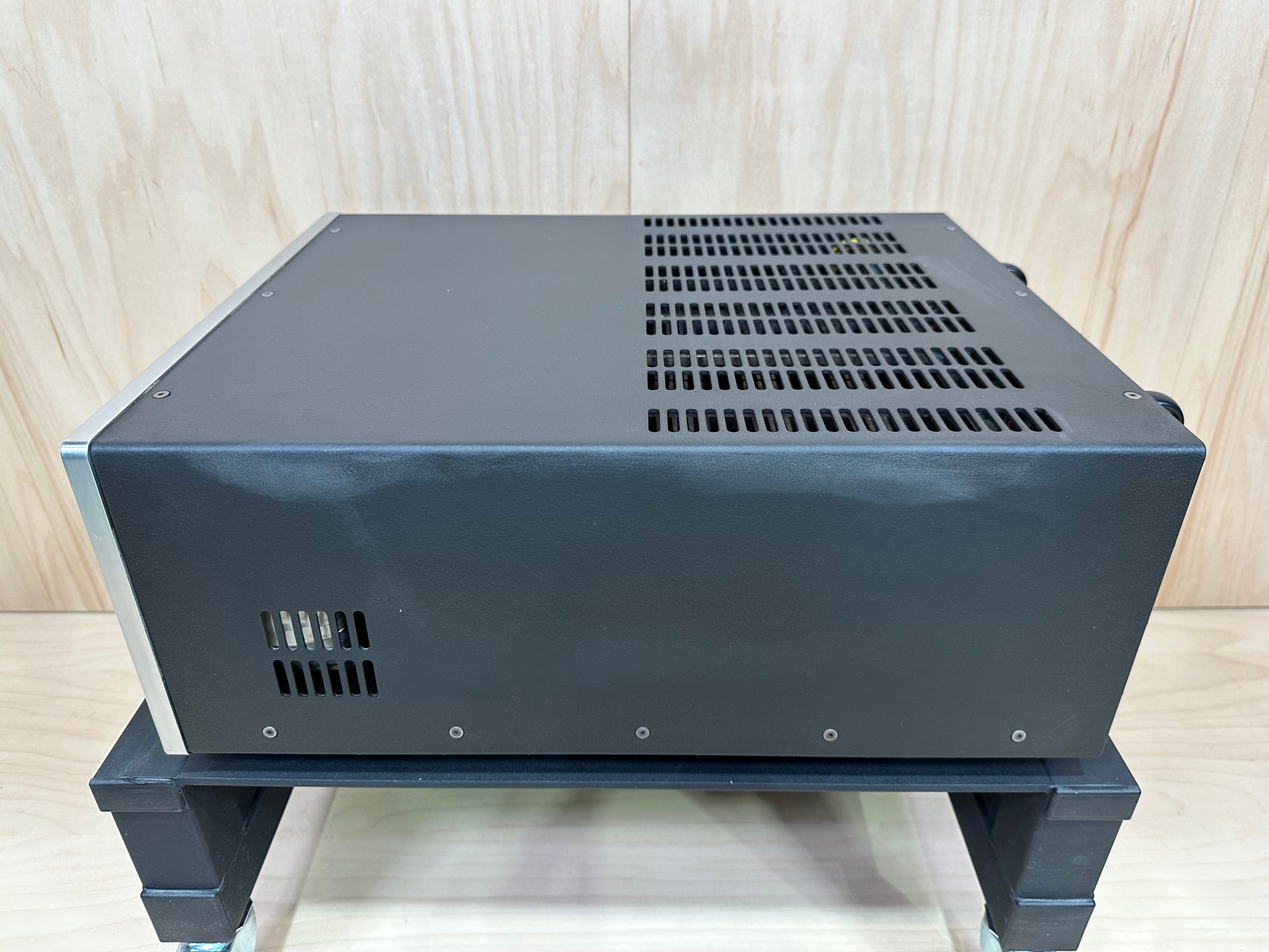 EAD PM2000 Enlightened Audio Designs PowerMaster 2000 Amplifier