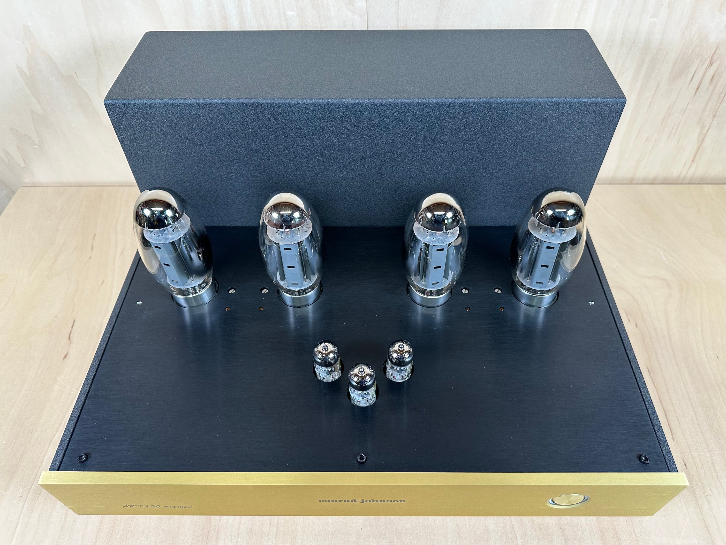 Conrad Johnson ART150 Amplifier Open Box