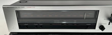 Load image into Gallery viewer, Luxman 5T10 Accutouch CLL FM Tuner Laboratory Reference Series