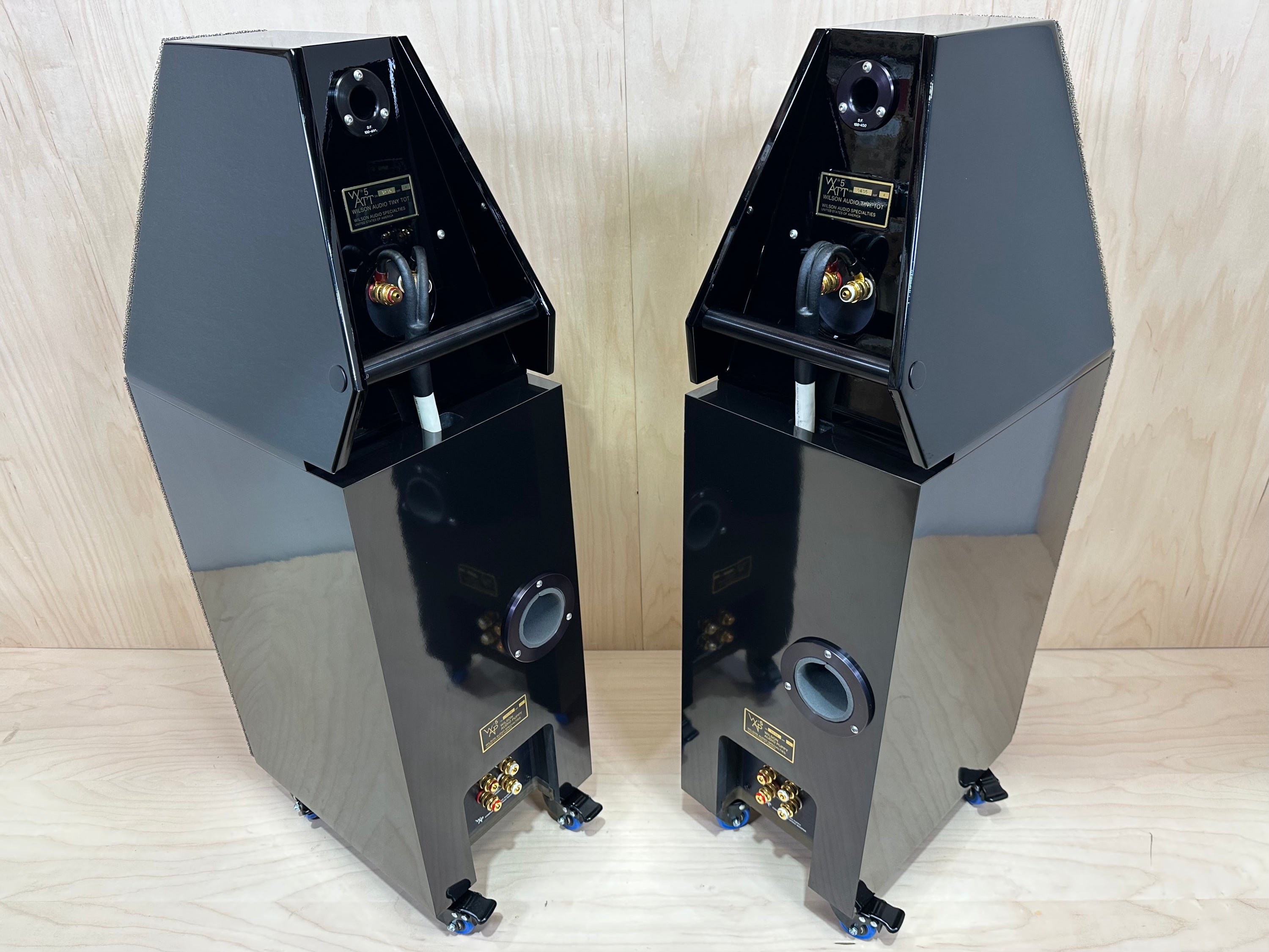 Wilson Audio Watt Puppy 5 w/Crates