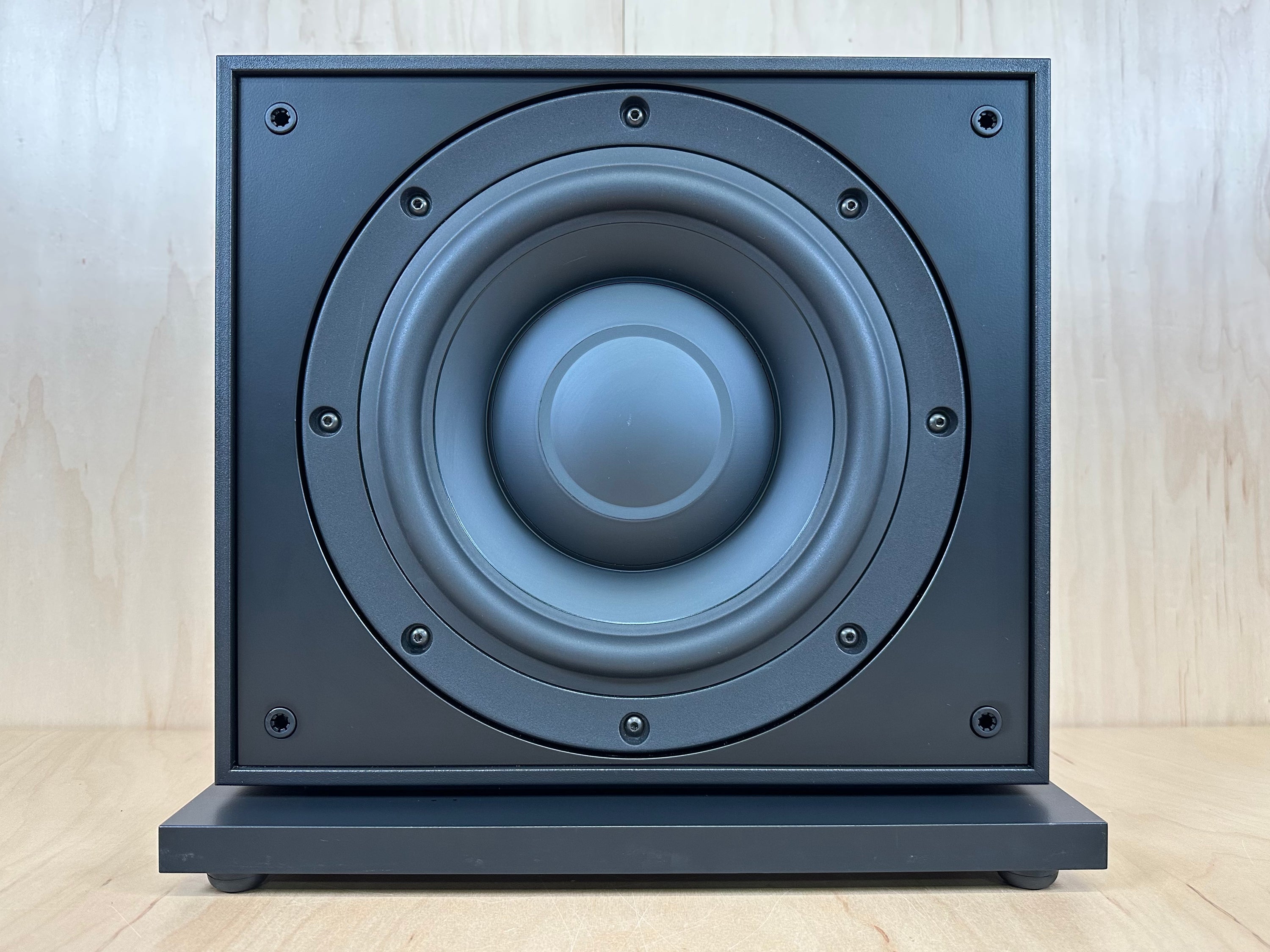 Leon Aaros A10-UT Passive Subwoofer