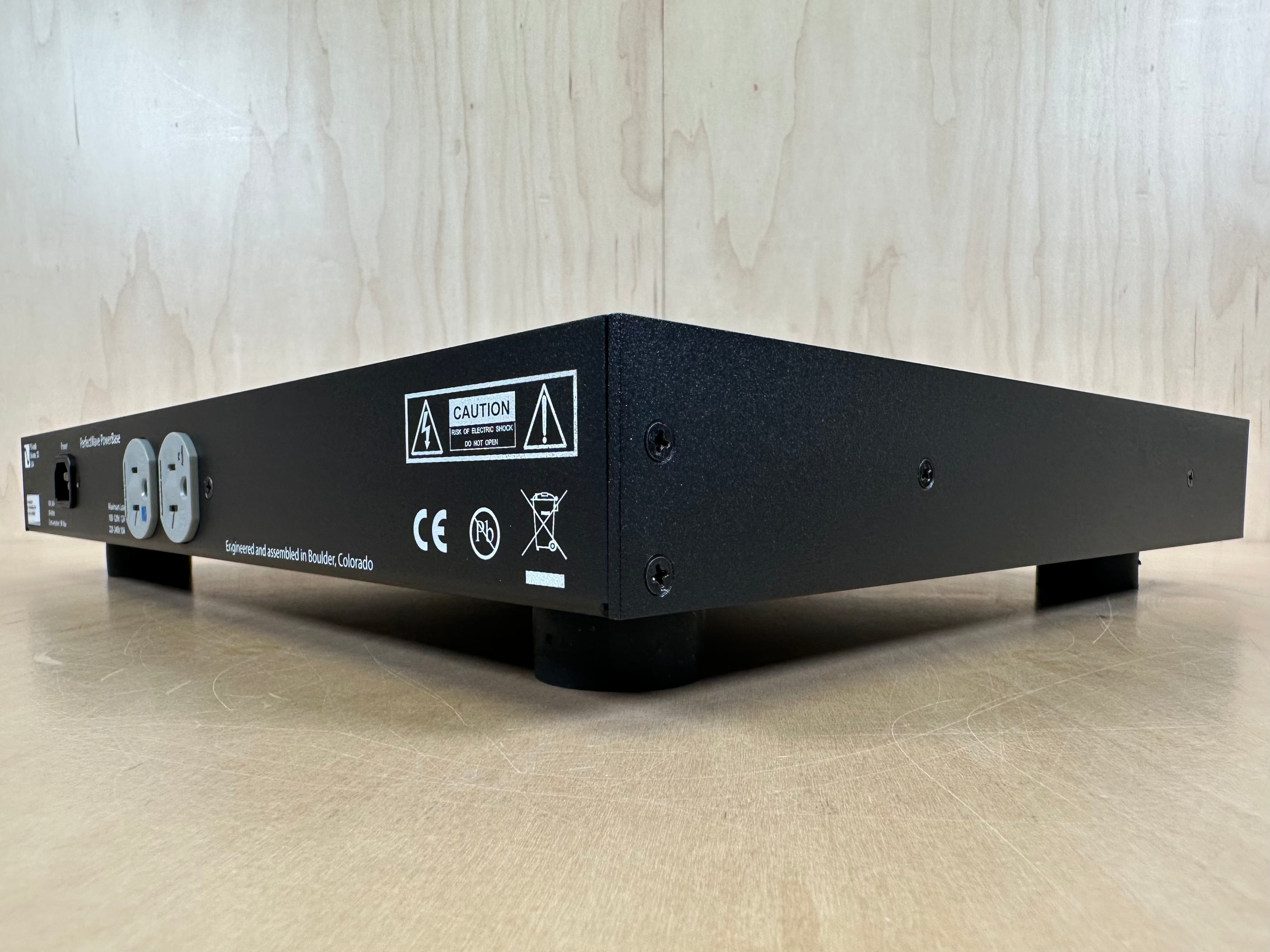 PS Audio PerfectWave PowerBase w/Factory Box
