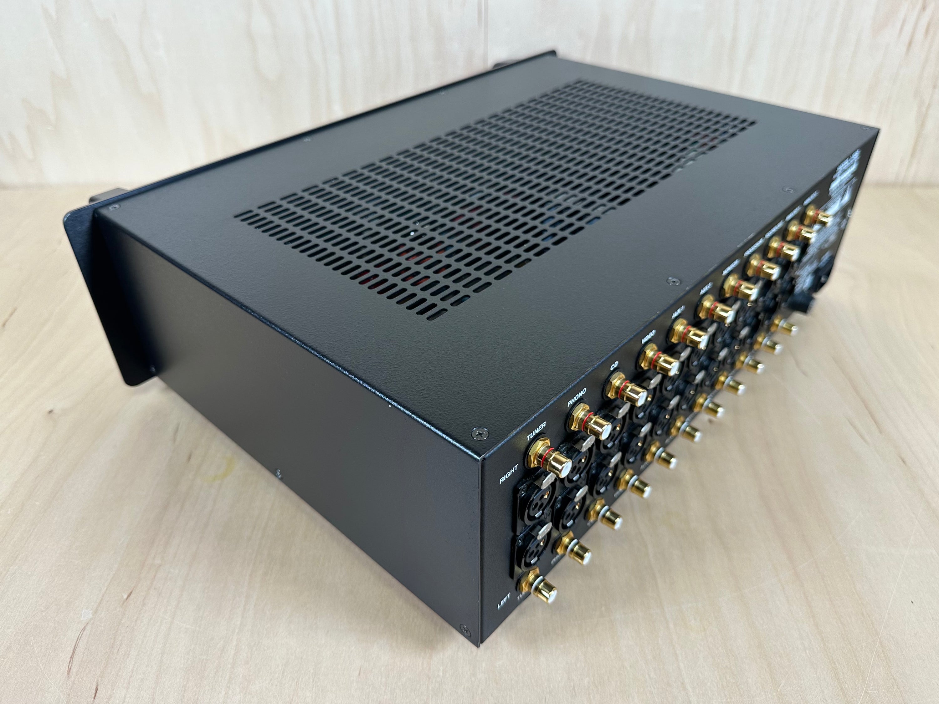 Audio Research LS26 Line Stage Vacuum Tube Preamplifier