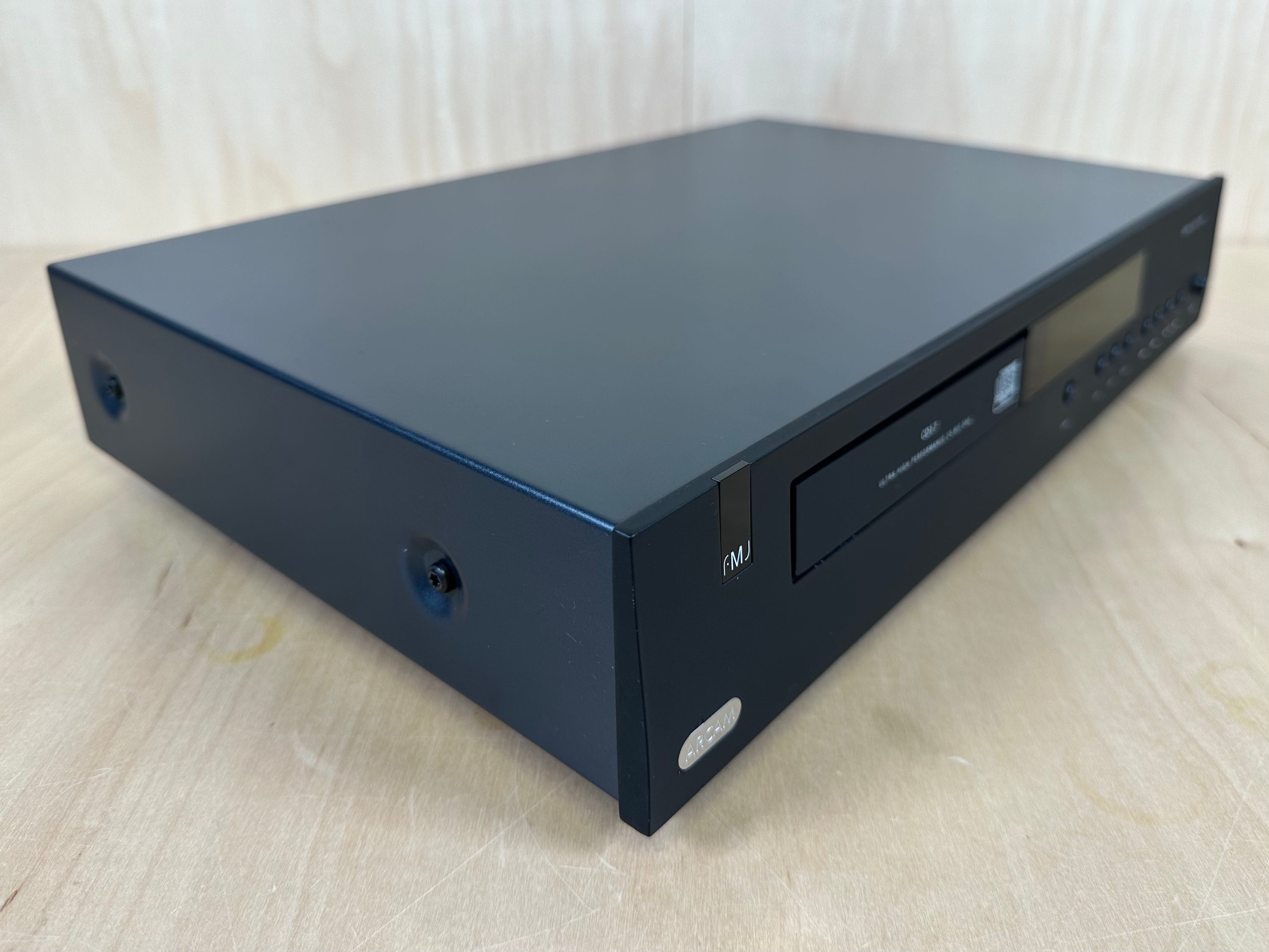 ARCAM FMJ CD17 Compact Disc Player 24 BIT DAC w/Remote