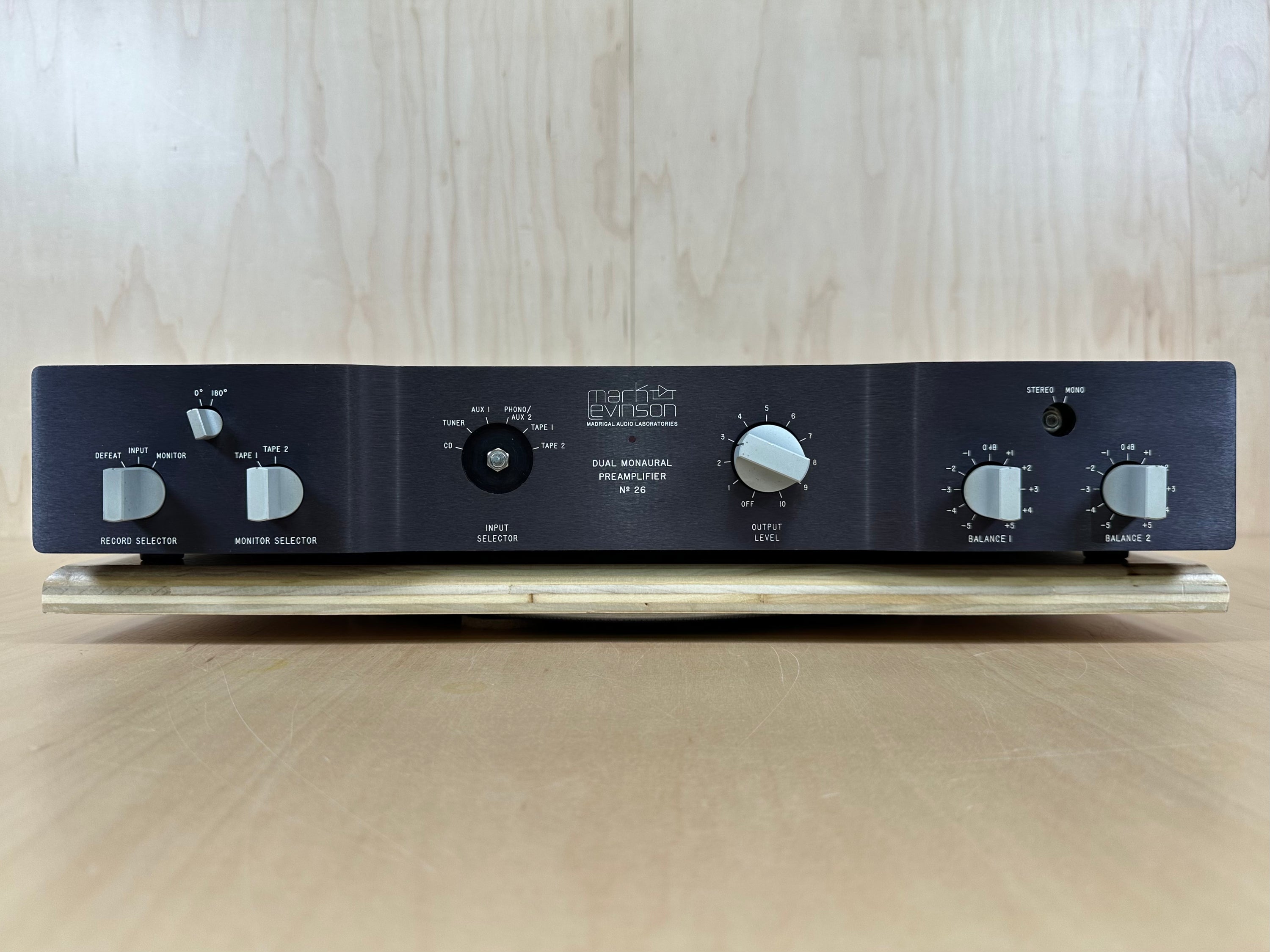 Mark Levinson Dual Monaural Preamplifier No.26 FOR PARTS