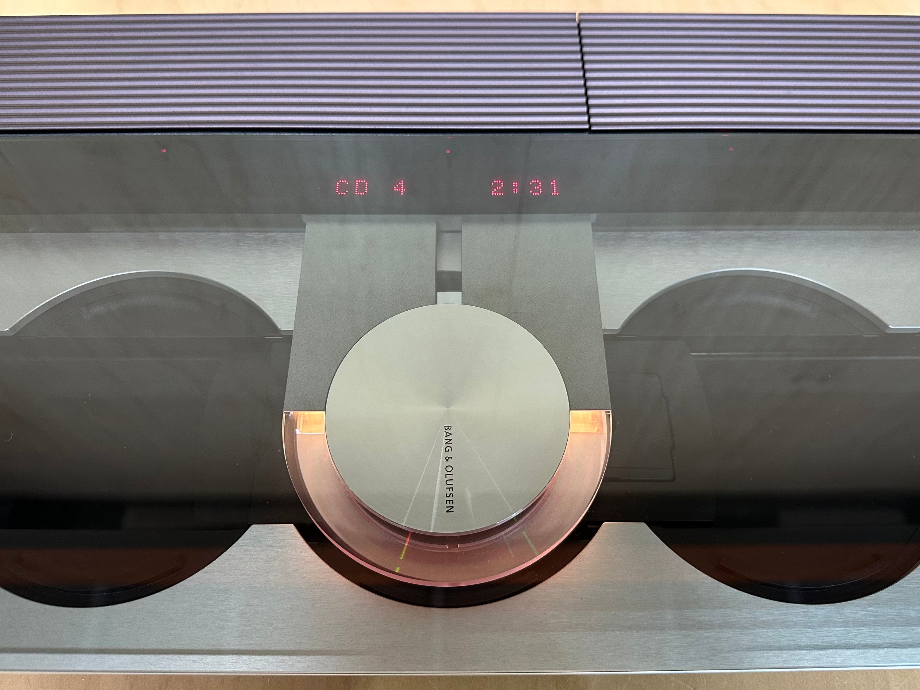 Bang & Olufsen BeoSound 9000 (CD 9000) Type 2563 MK II Version