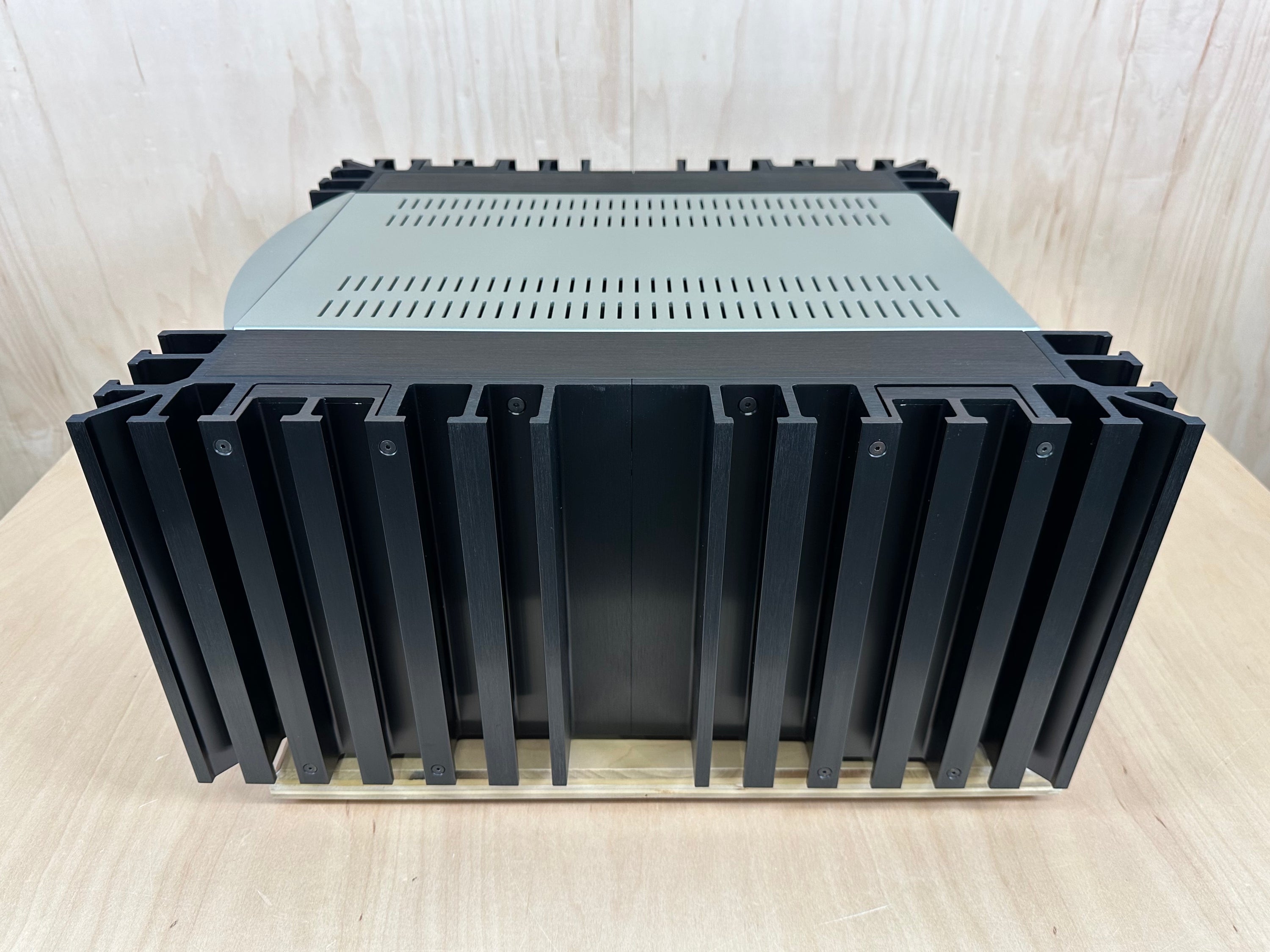 Mark Levinson 331 Dual Monaural Amplifier Recapped and Serviced