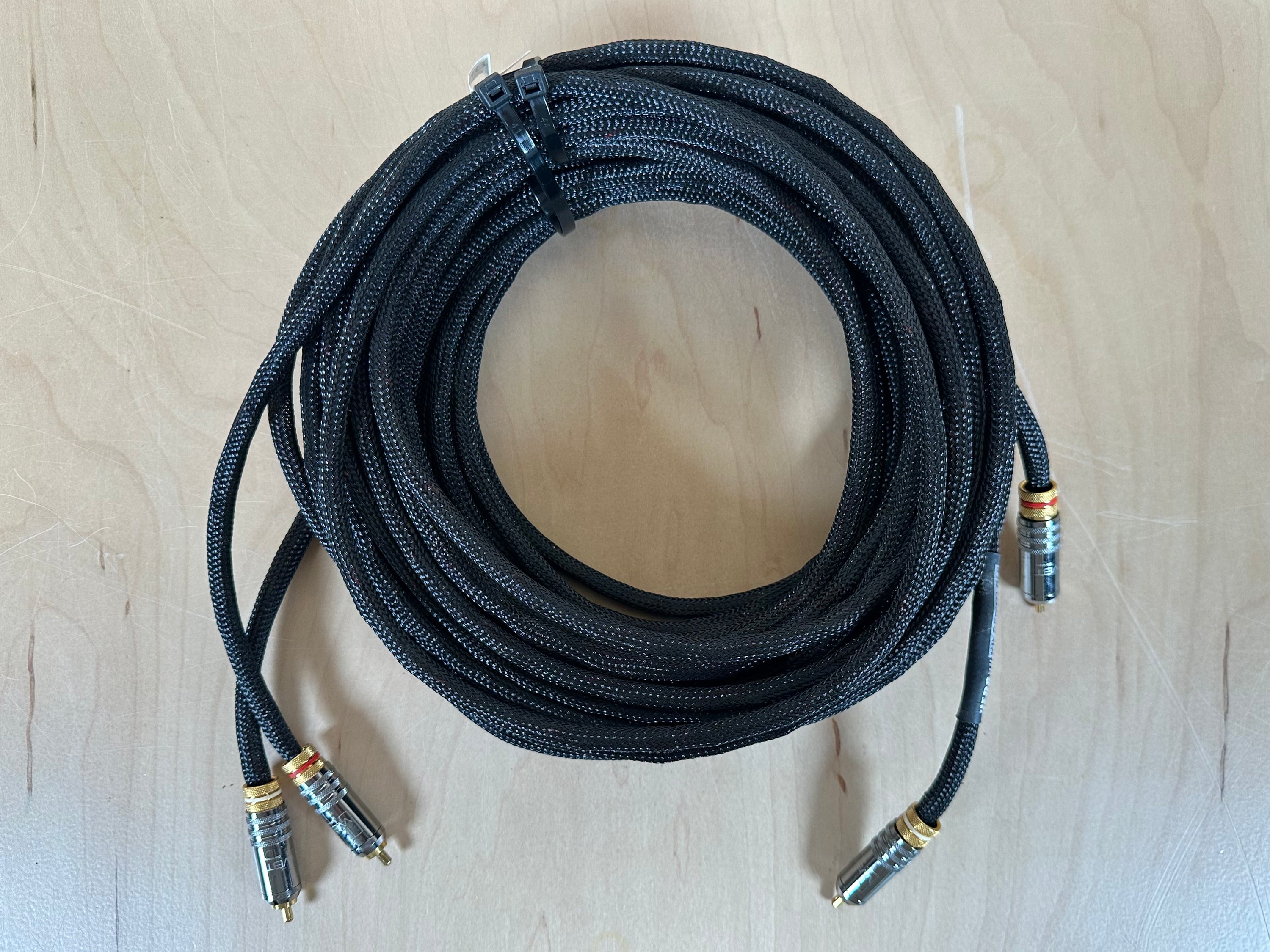 Kimber Kable Hero RCA Interconnects w/WBT-0108 Connectors 8 Meter Pair