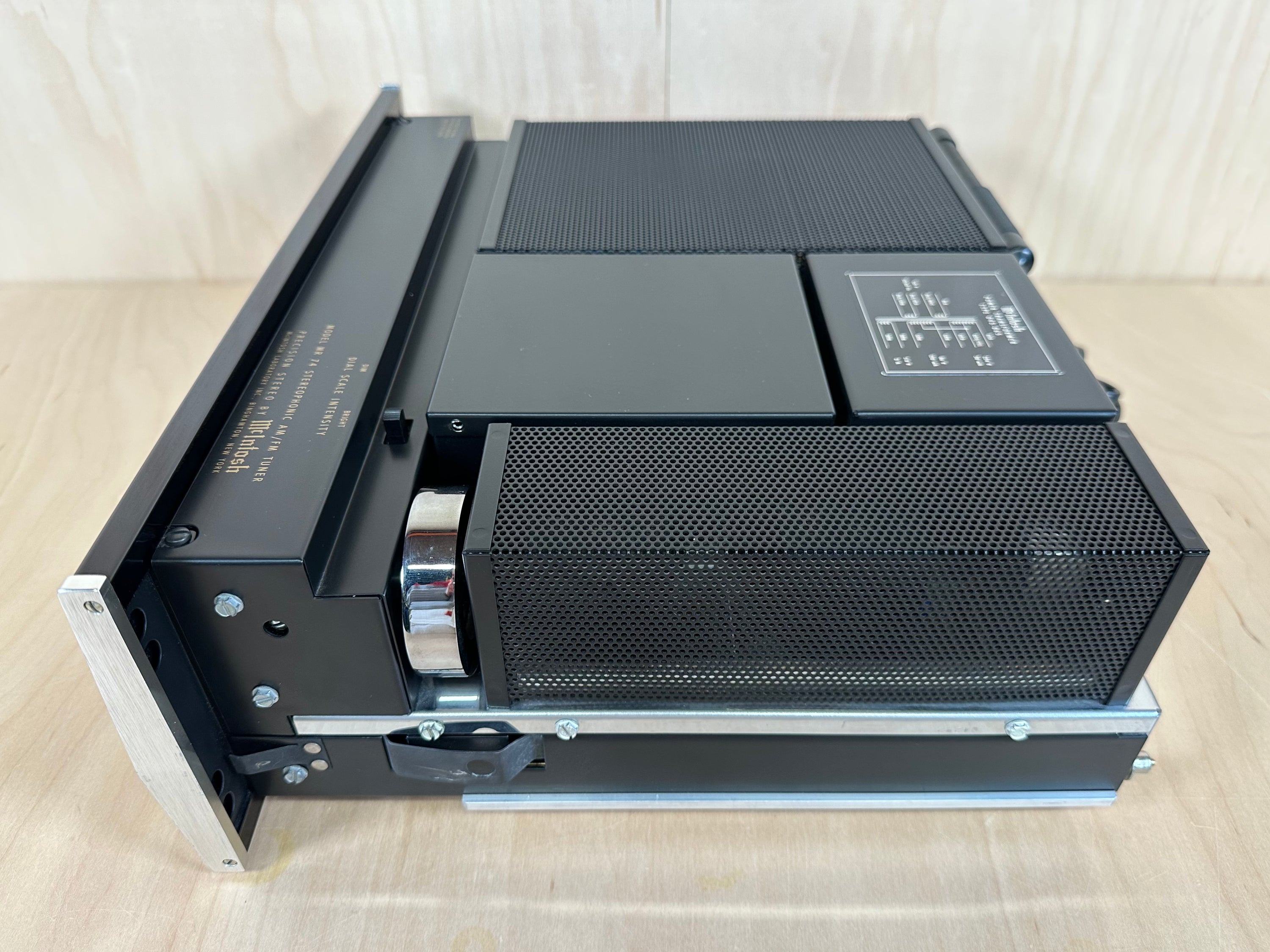 McIntosh Model MR 74 Stereophonic AM/FM Tuner w/New Factory Box