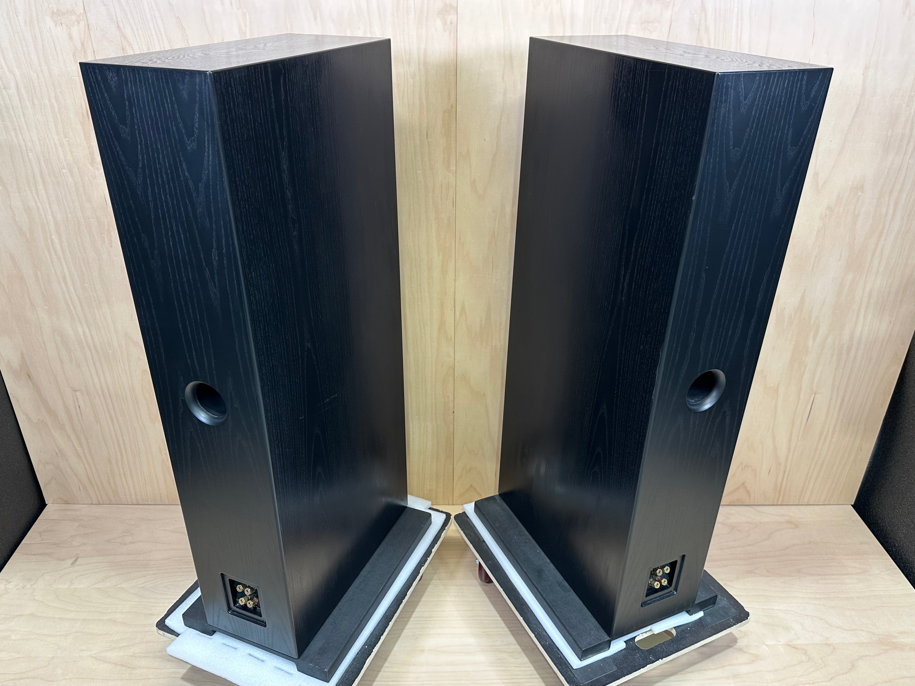 Aerial Acoustics Model 8 Speakers
