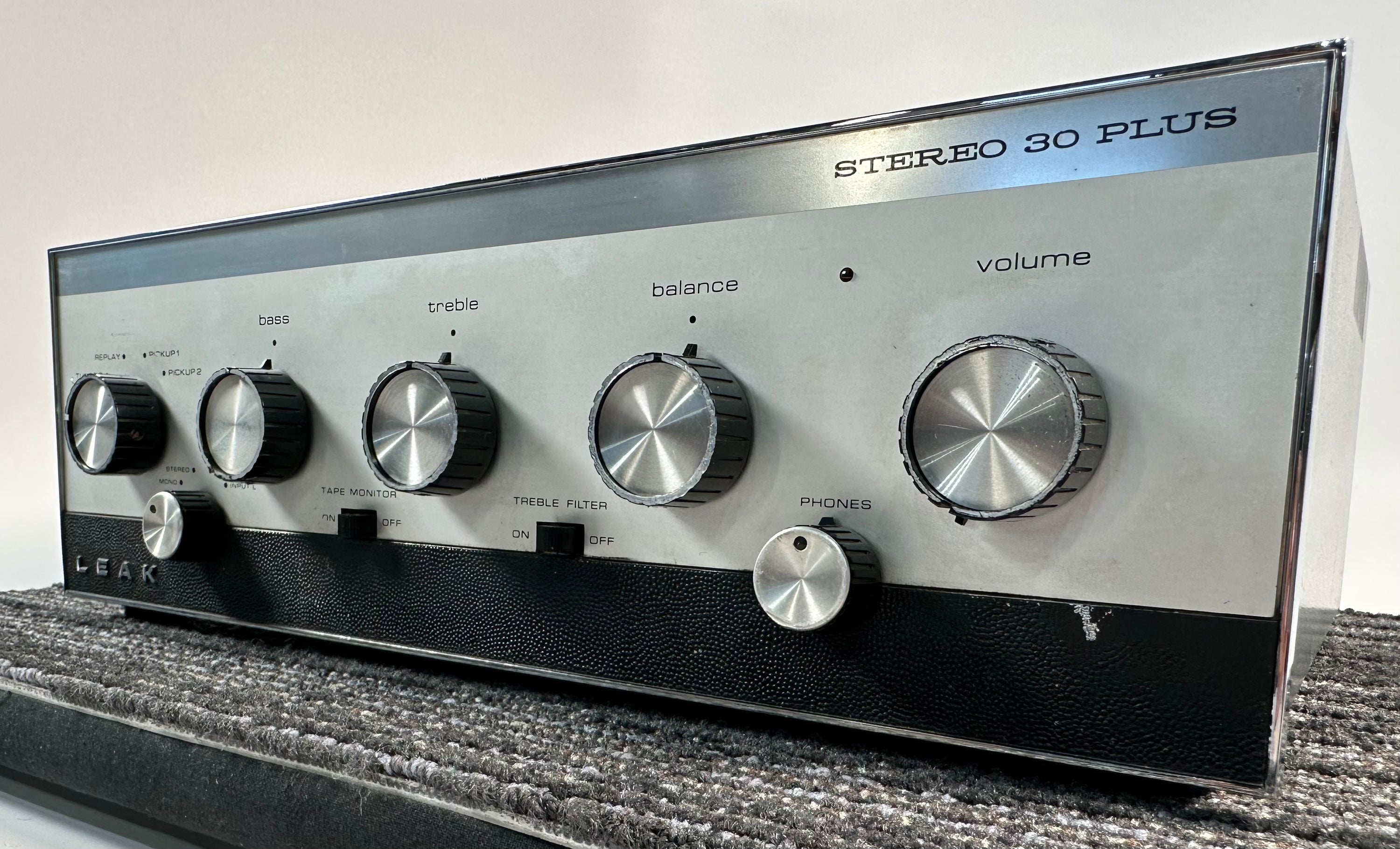Leak Stereo 30 Plus Integrated Amplifier – Record Mart HiFi Leak Stereo 30 Plus Integrated Amplifier – Record Mart HiFi