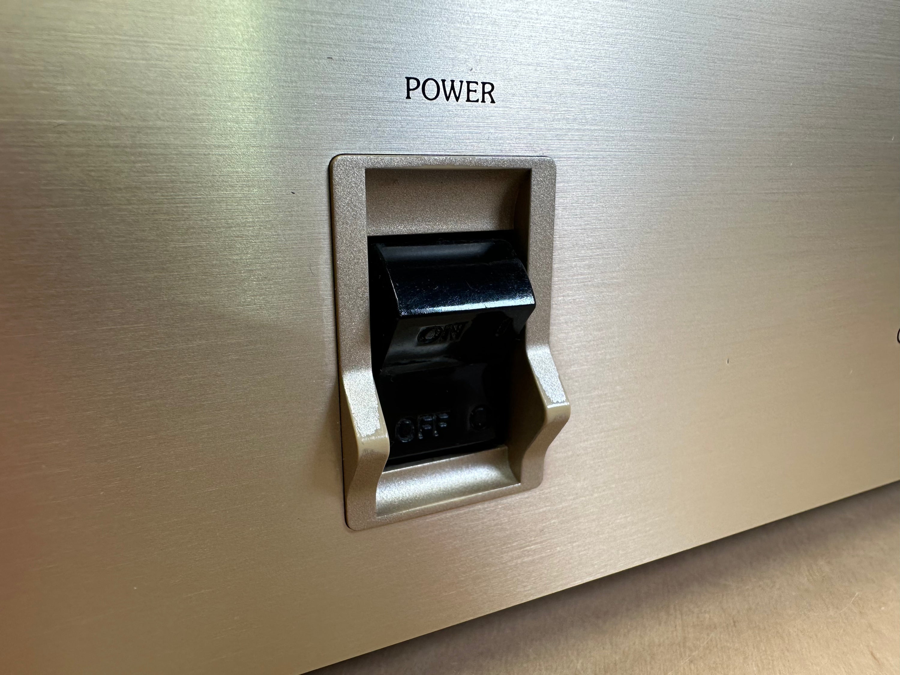 Accuphase PS-500 Clean Power Supply US Version