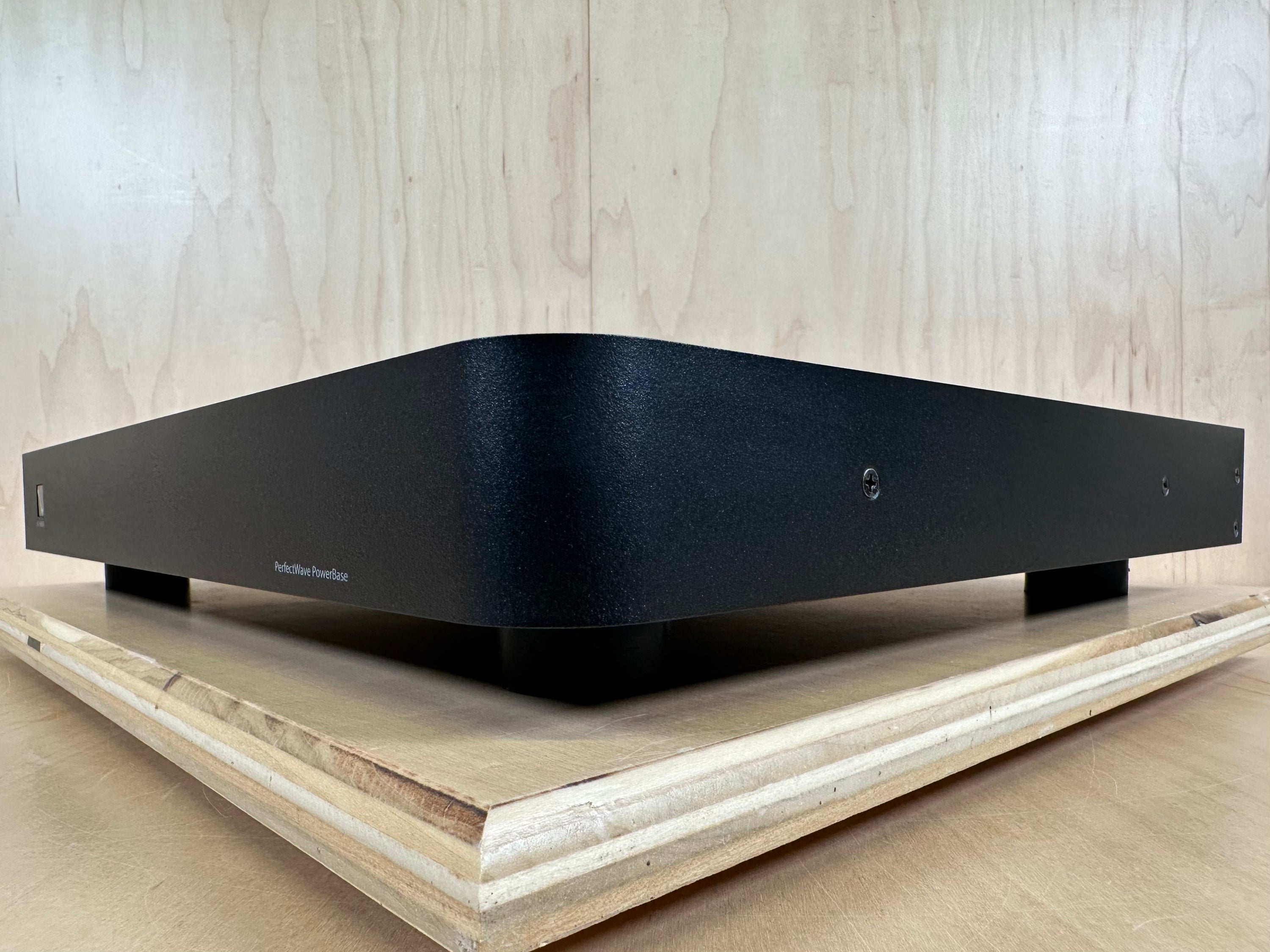 PS Audio PerfectWave PowerBase w/Factory Box
