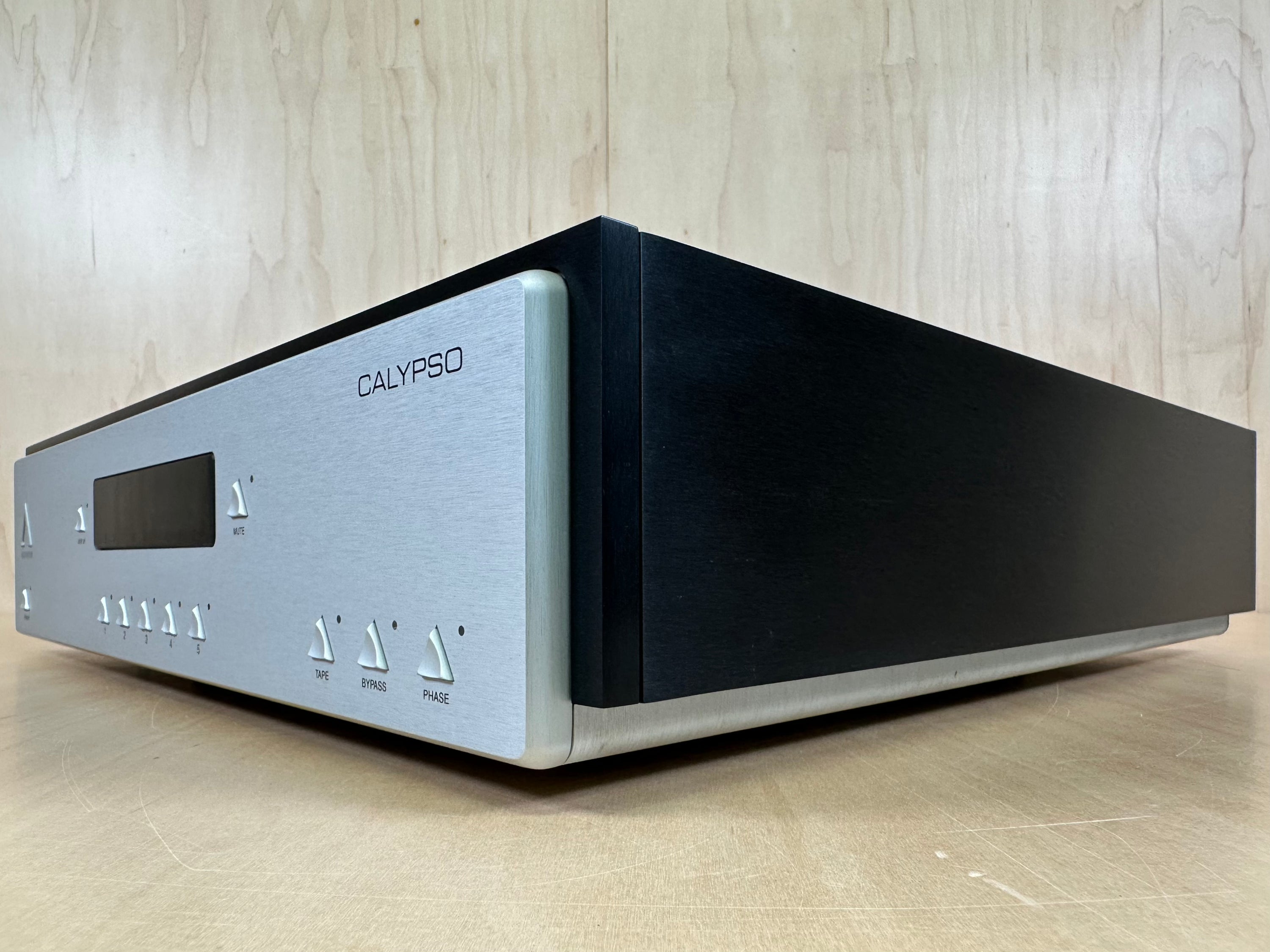 Aesthetix Calypso Signature Preamplifier